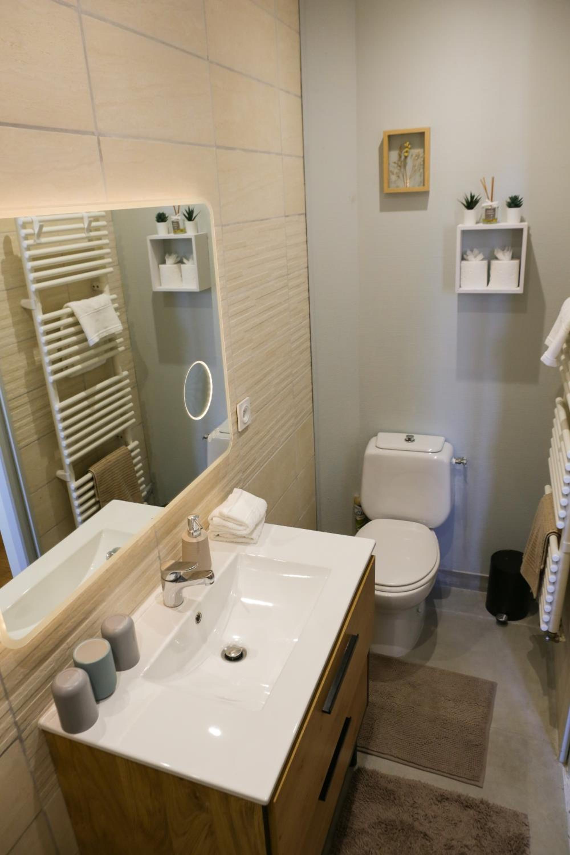 Double Room with Terrace - Photo 8