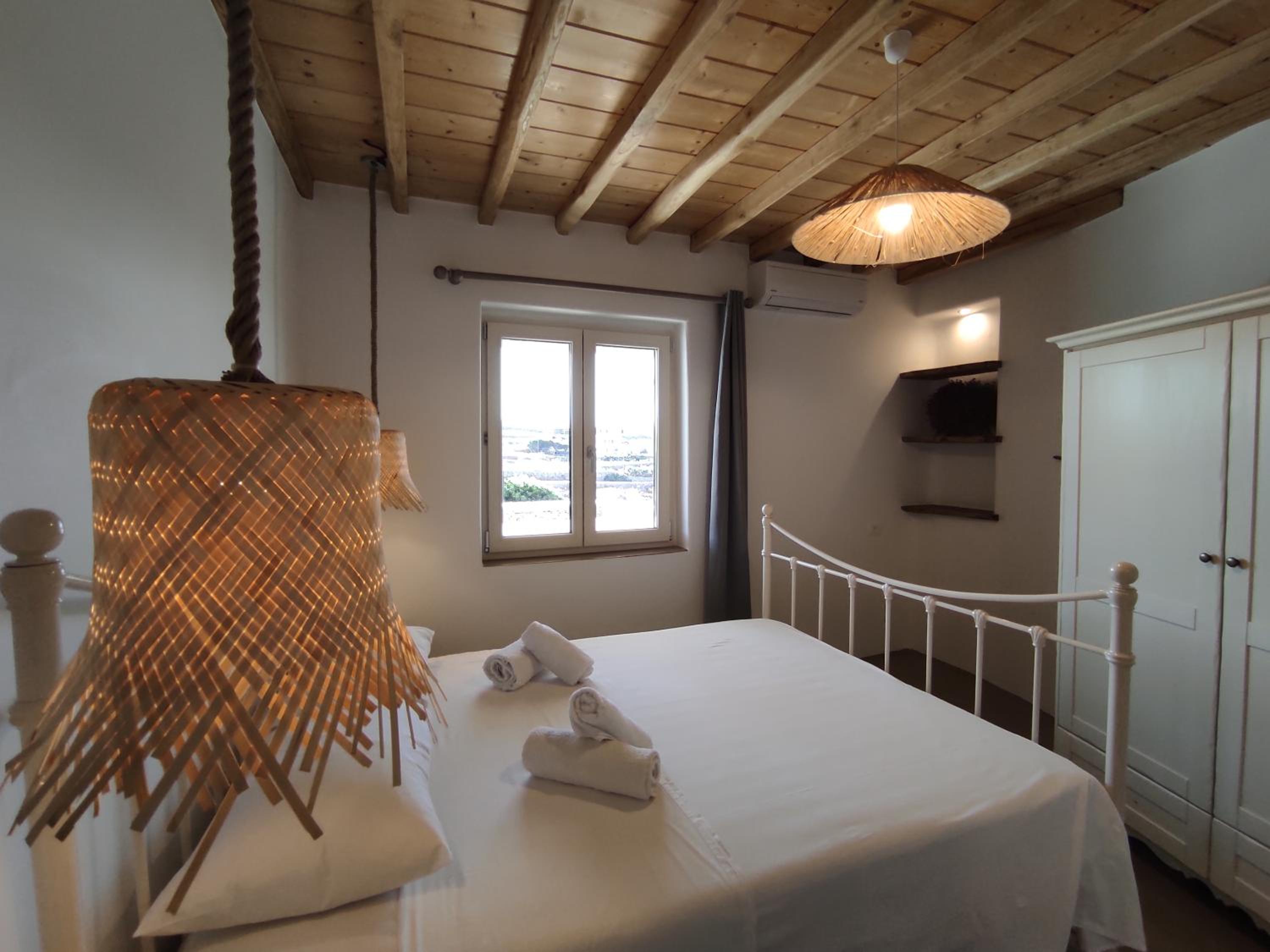 One-Bedroom House - Photo 7