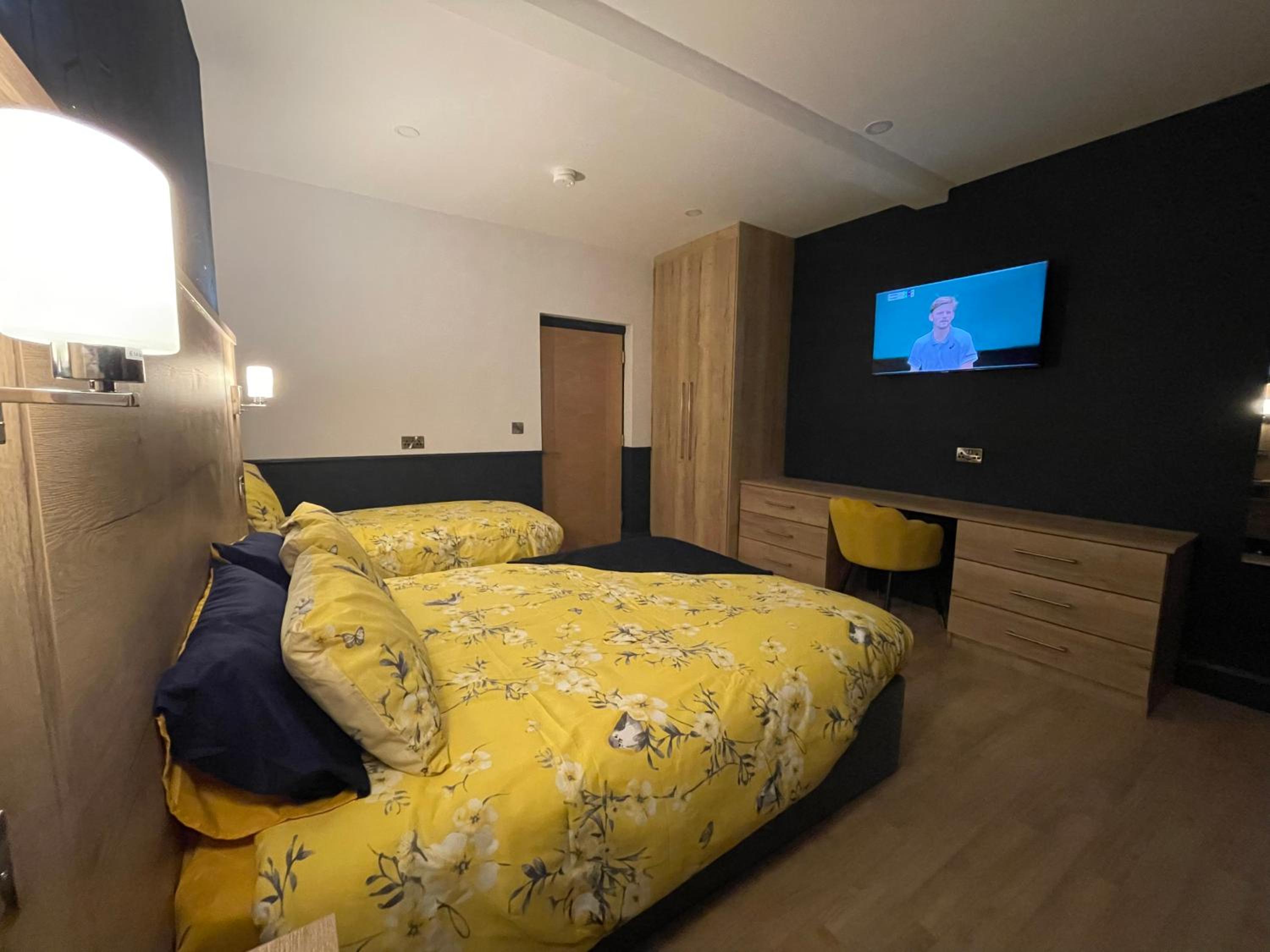 Deluxe Apartment - Photo 1