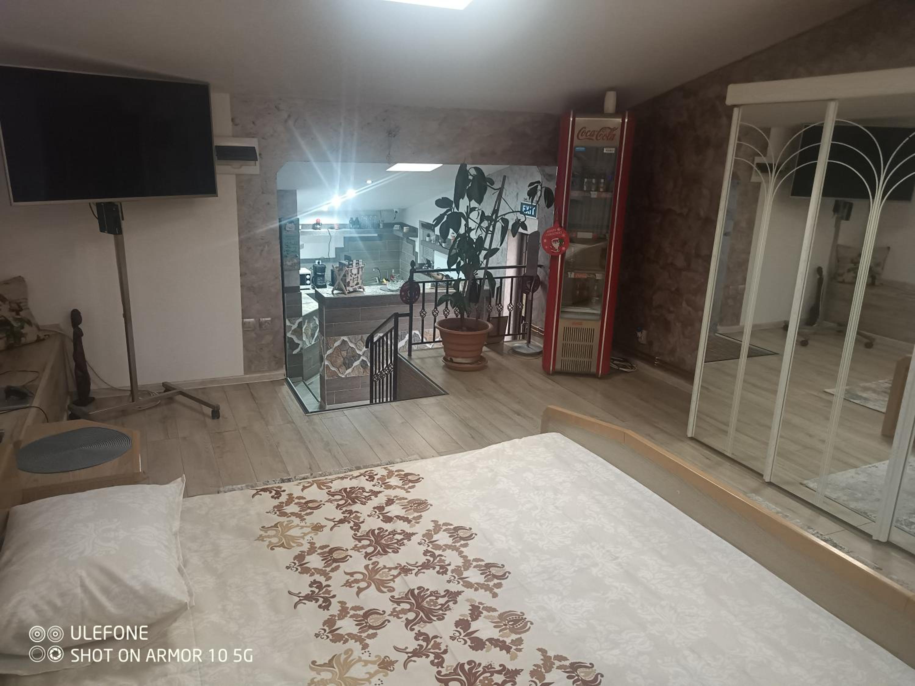 Apartment with Terrace - Photo 1