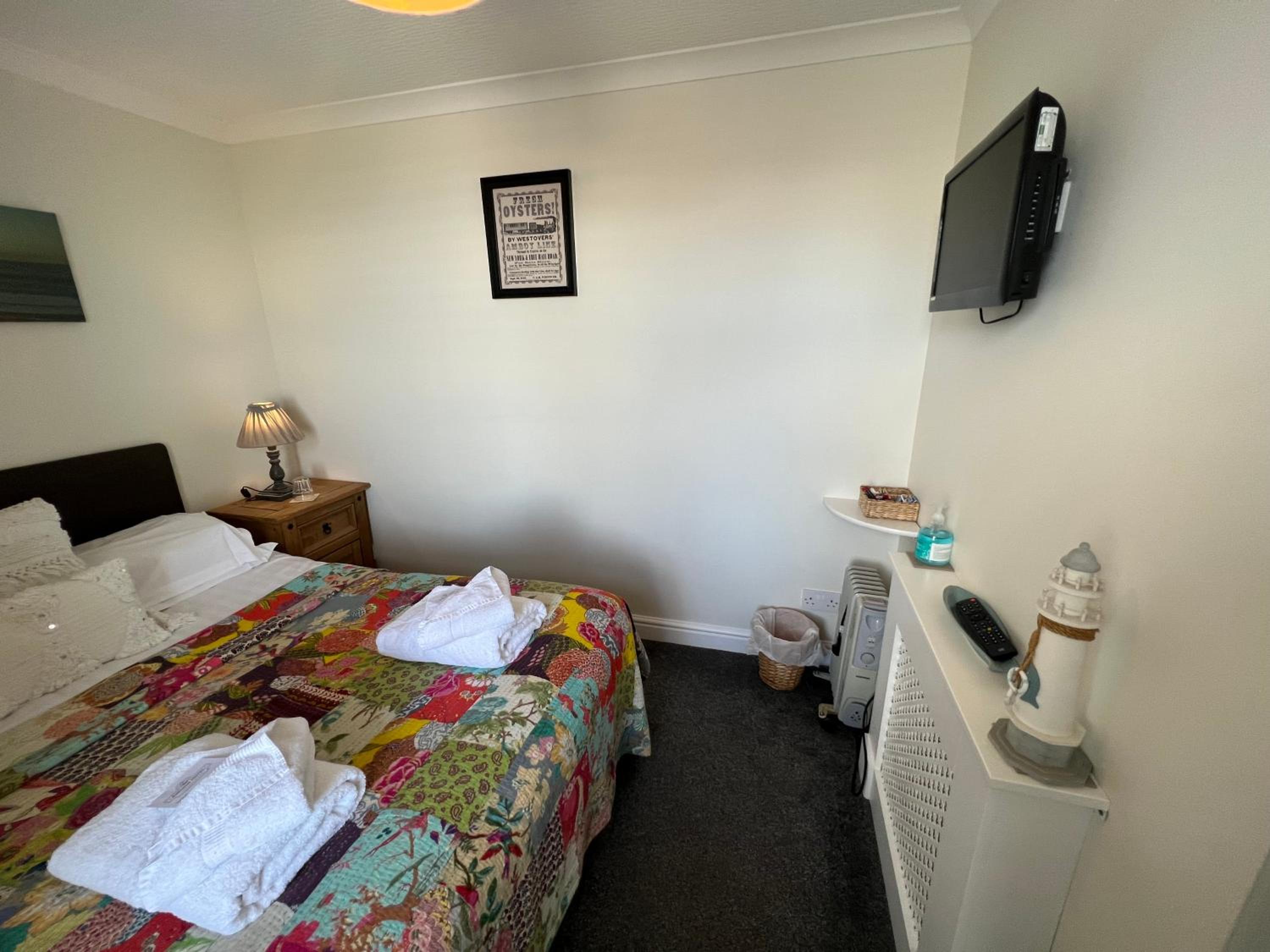 Double Room with Private Bathroom photo 3