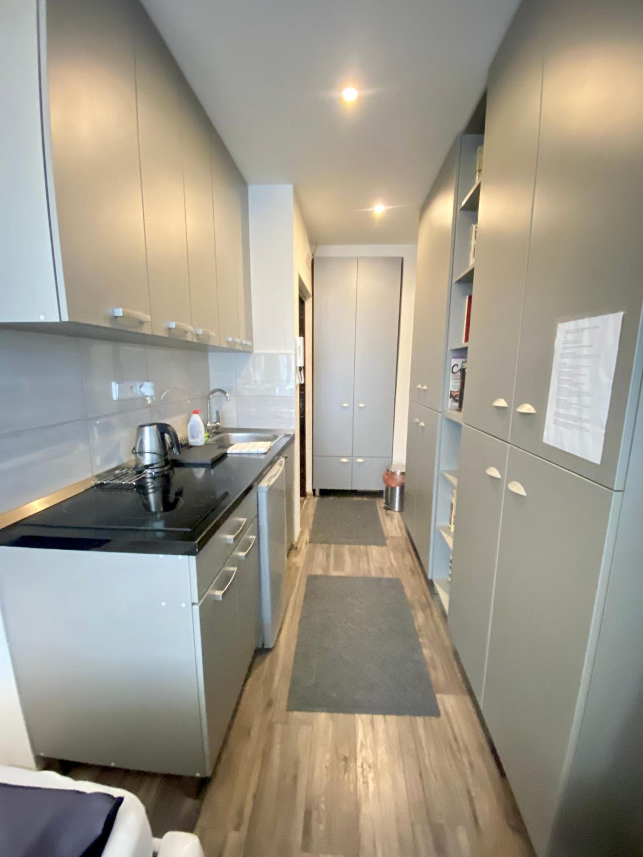 Apartment - Photo 3