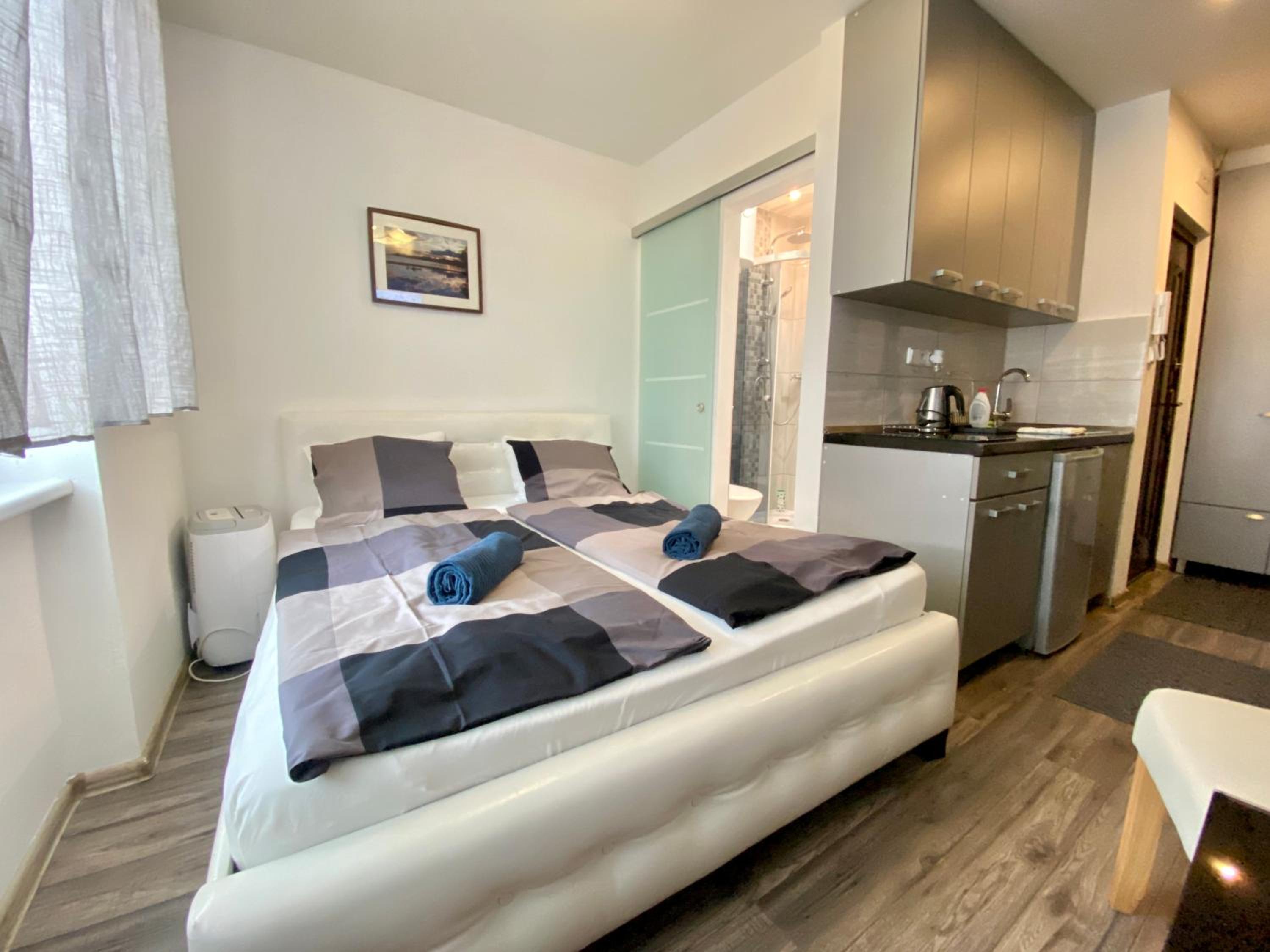 Apartment - Photo 5