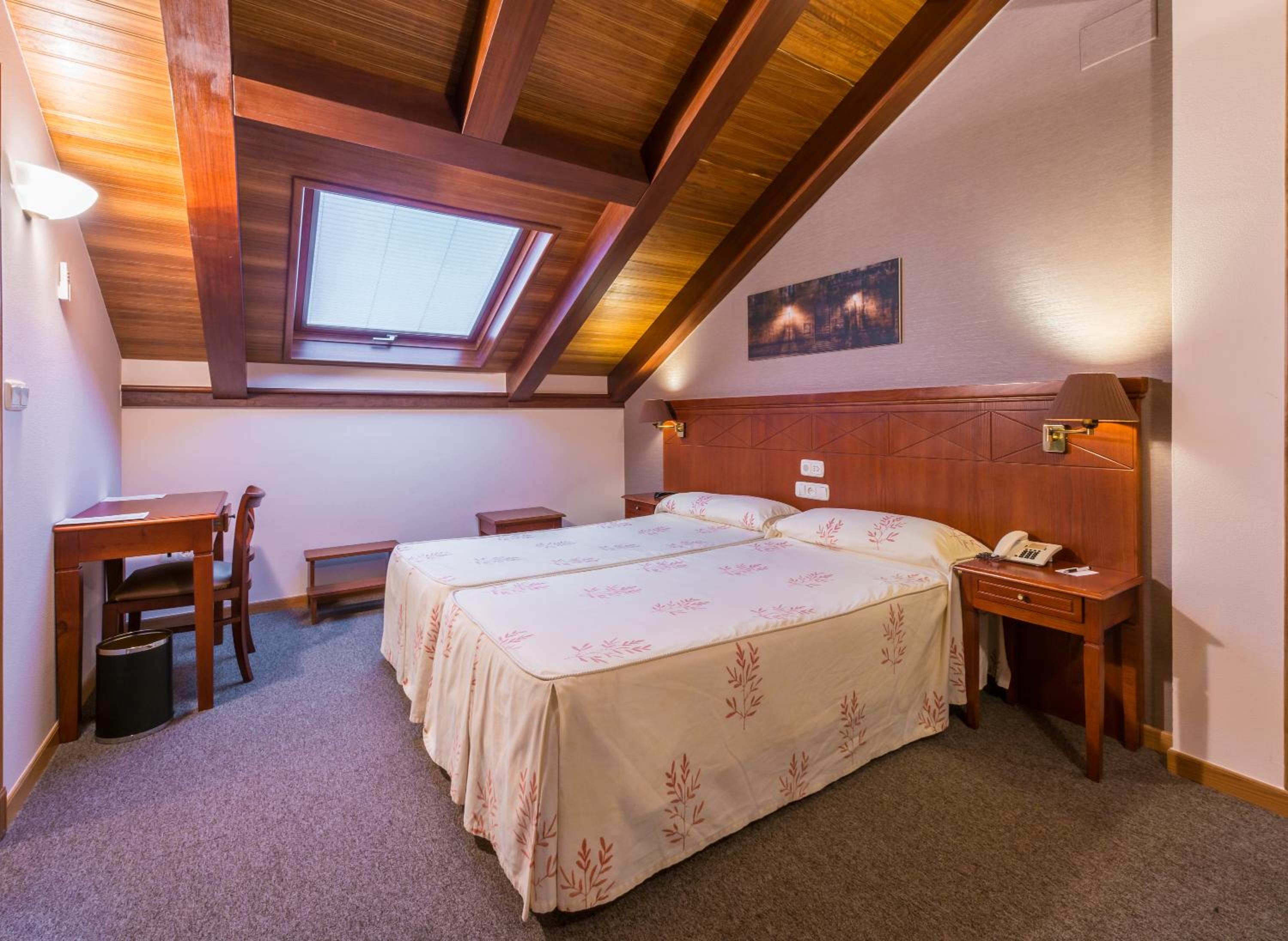 Habitación Doble o con Dos Camas