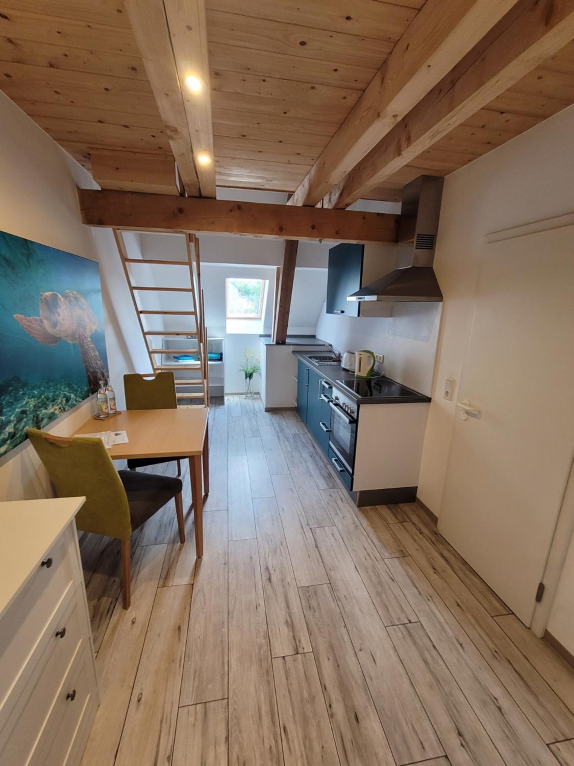 Apartment - Split Level photo 2