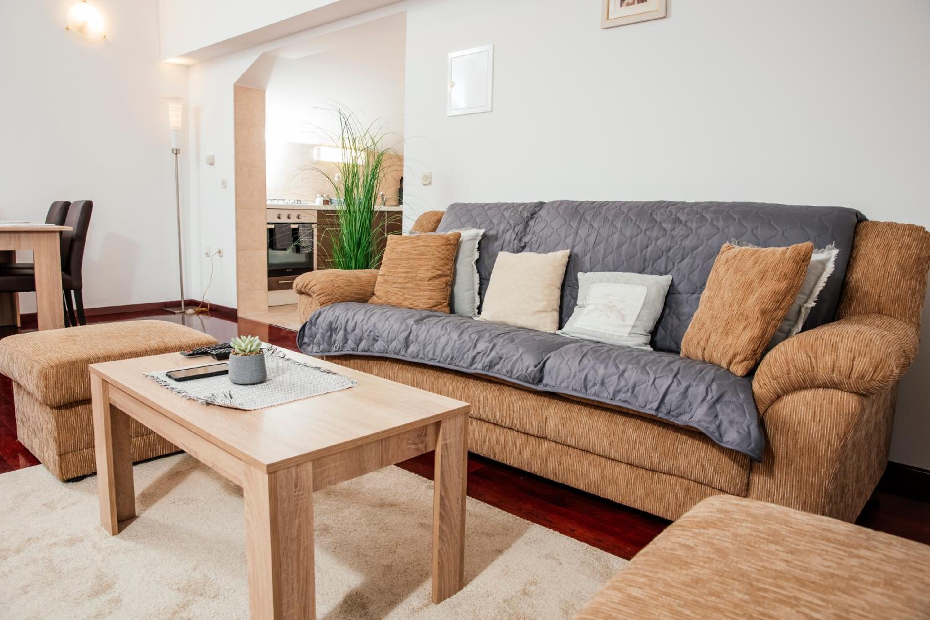 One-Bedroom Apartment - Photo 42
