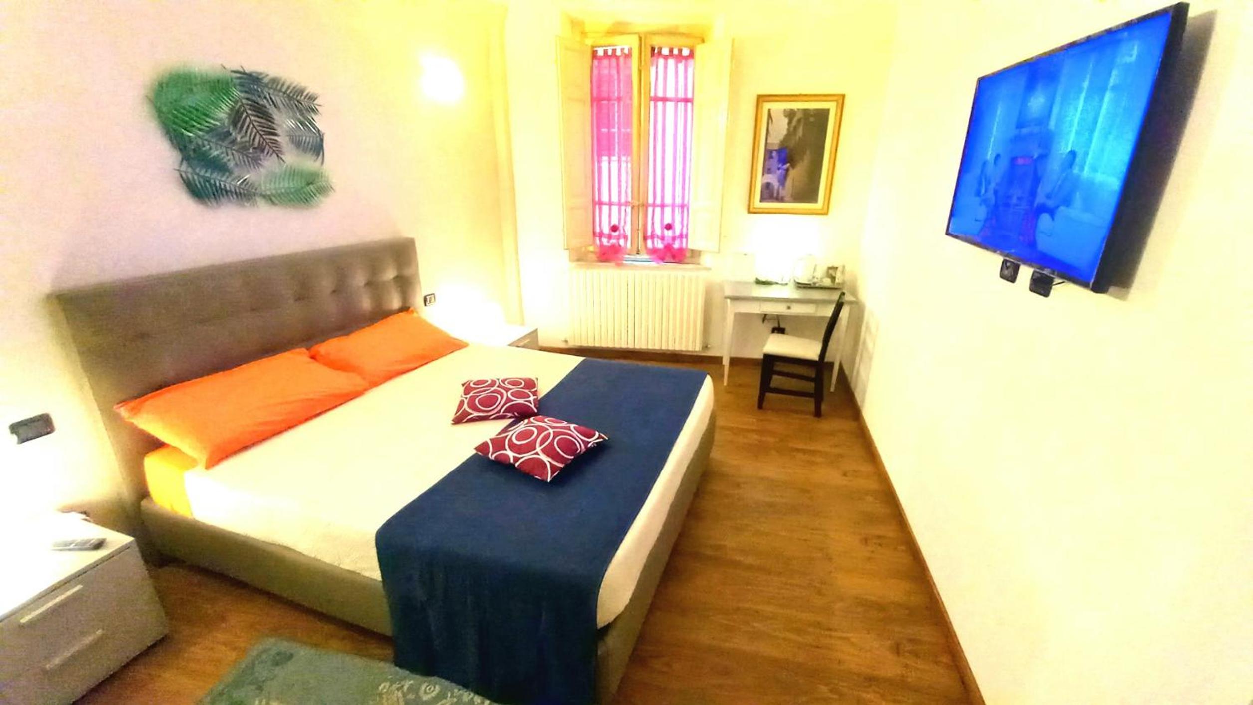 Deluxe Double Room (2 Adults + 1 Child)