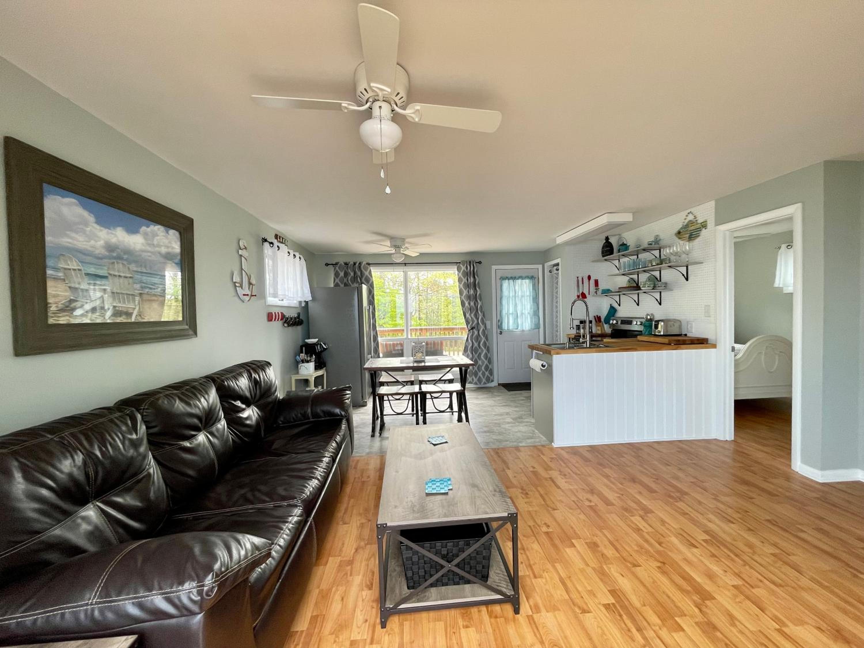 One-Bedroom House photo 3