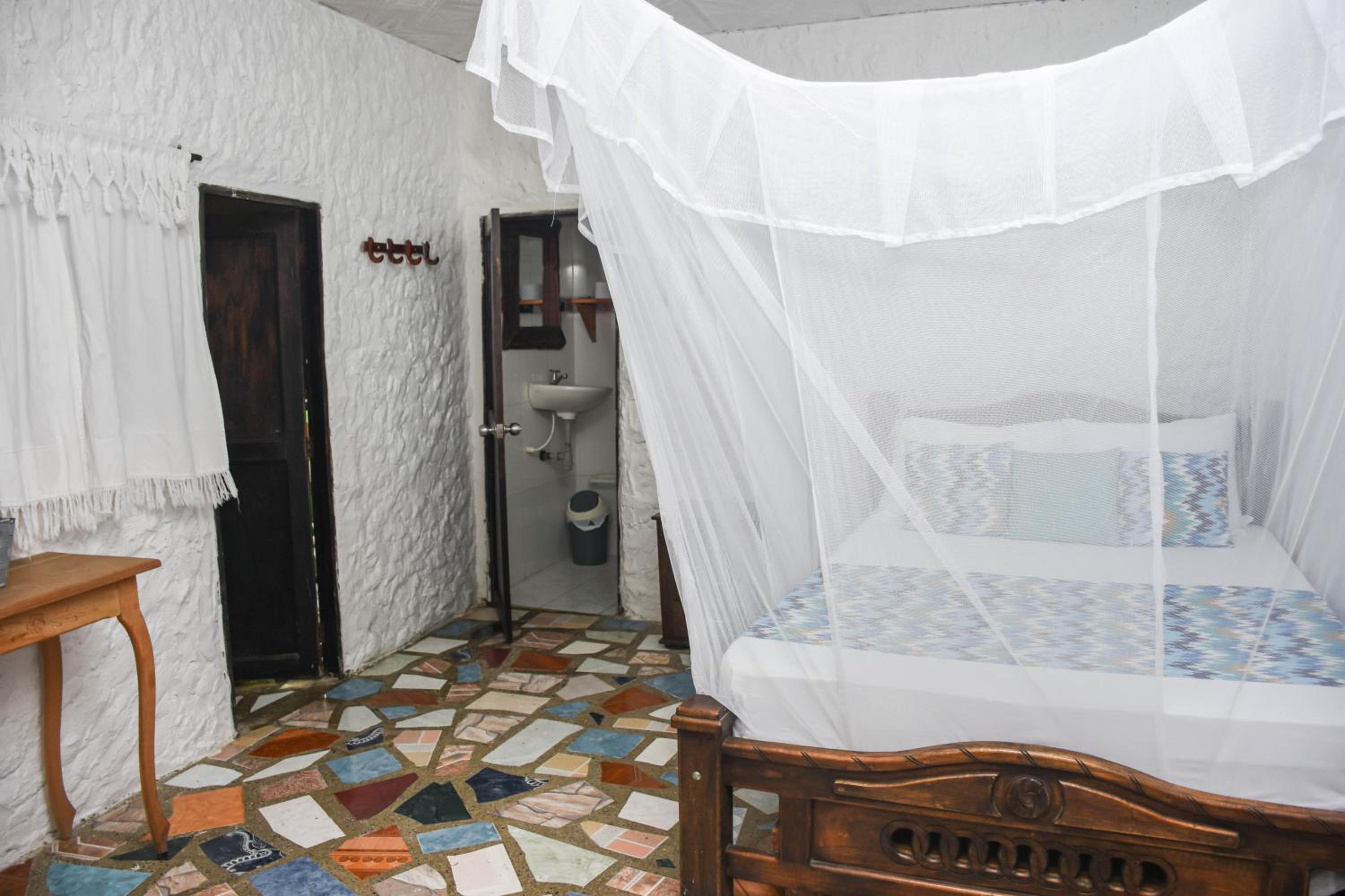 Bungalow (2 Adults) photo 1