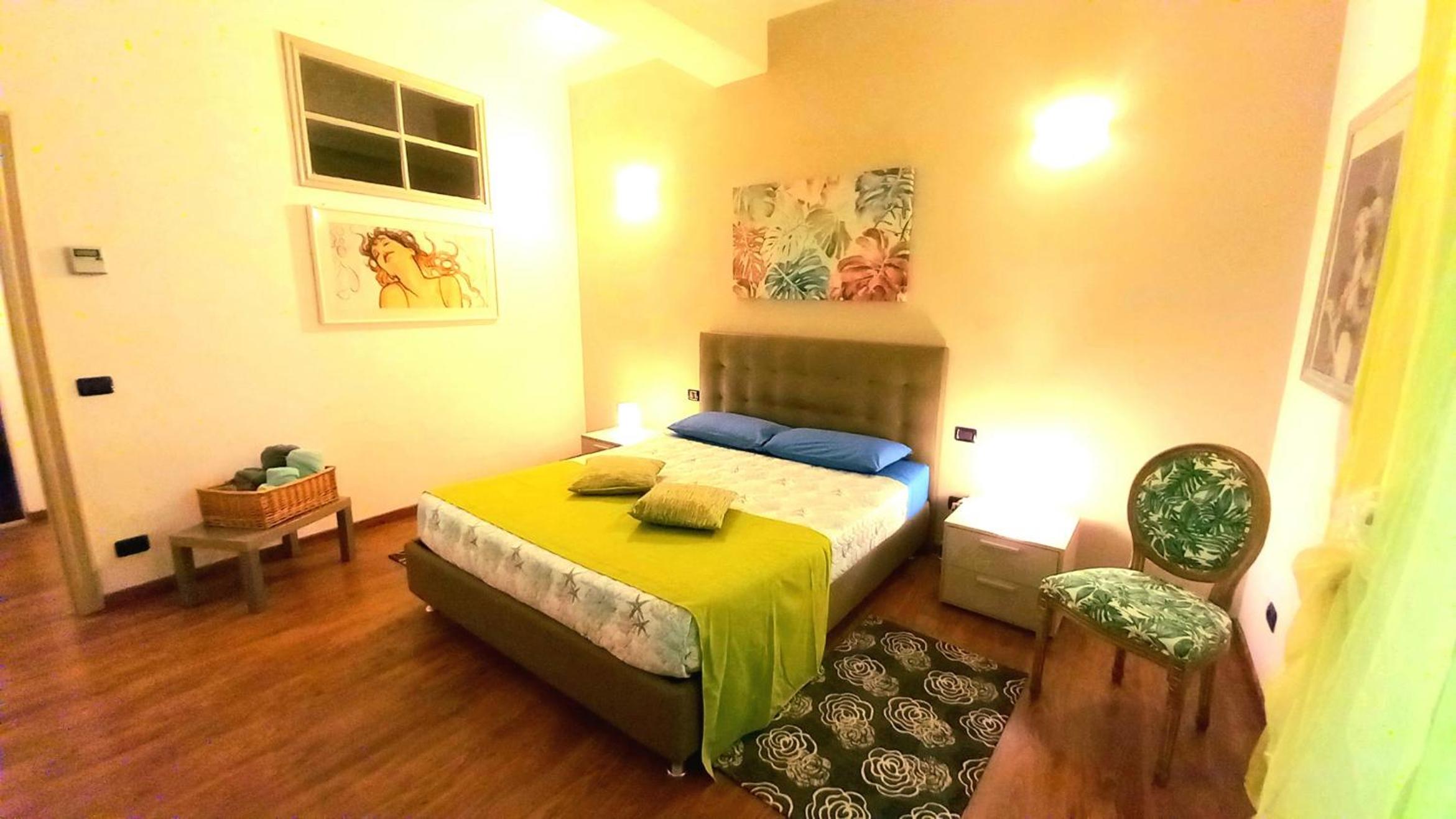 Deluxe Double Room (2 Adults + 1 Child)