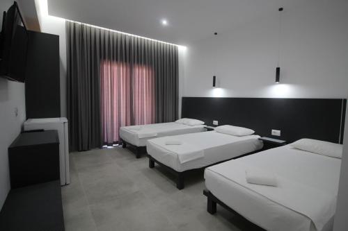 Triple Room with Sea View