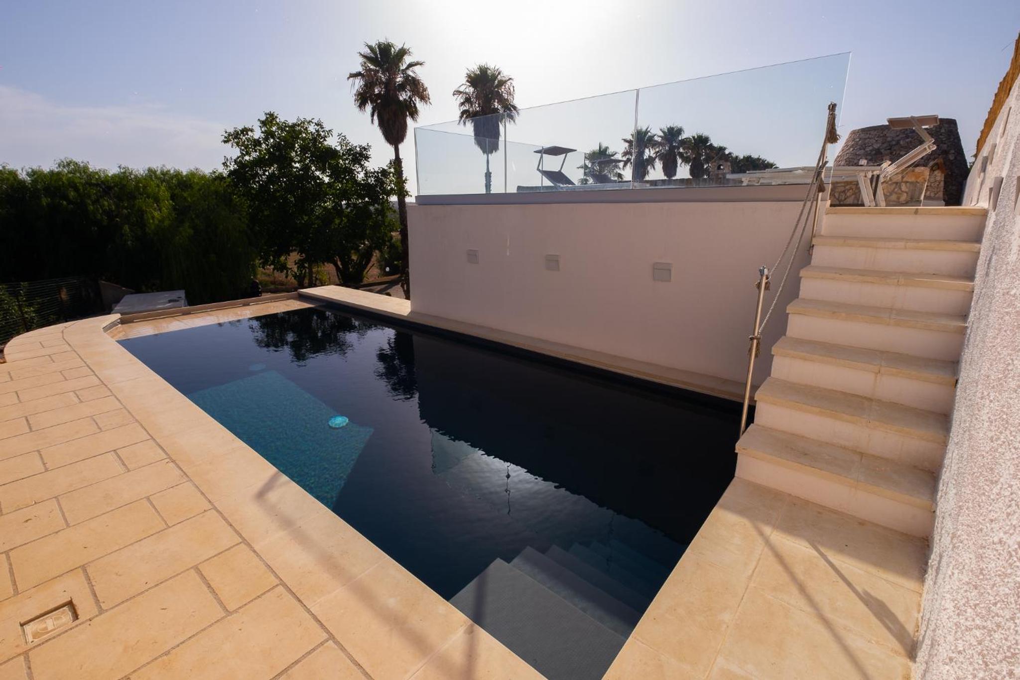 Three-Bedroom Villa photo 3