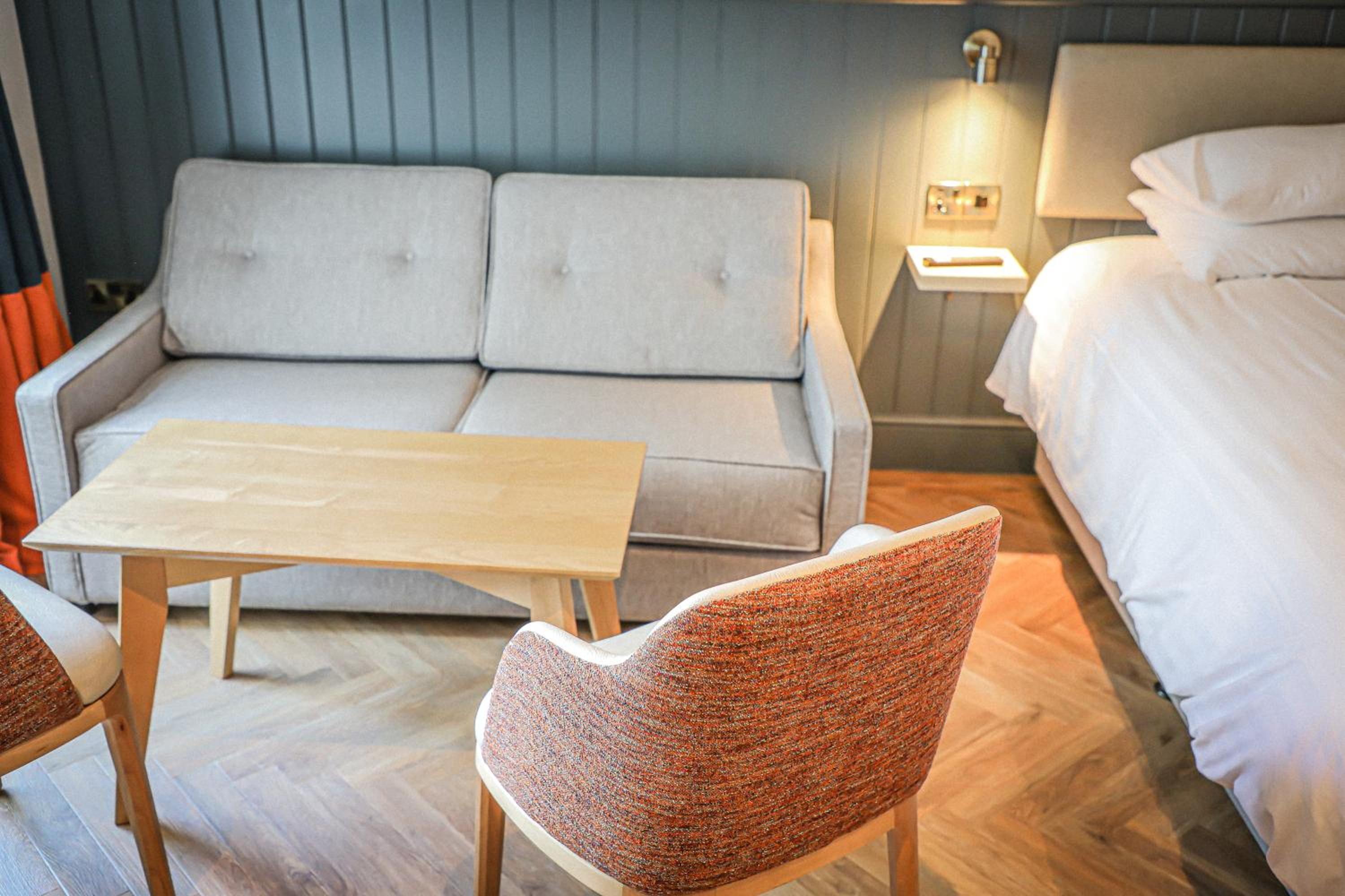 Standard Family Room - Photo 5