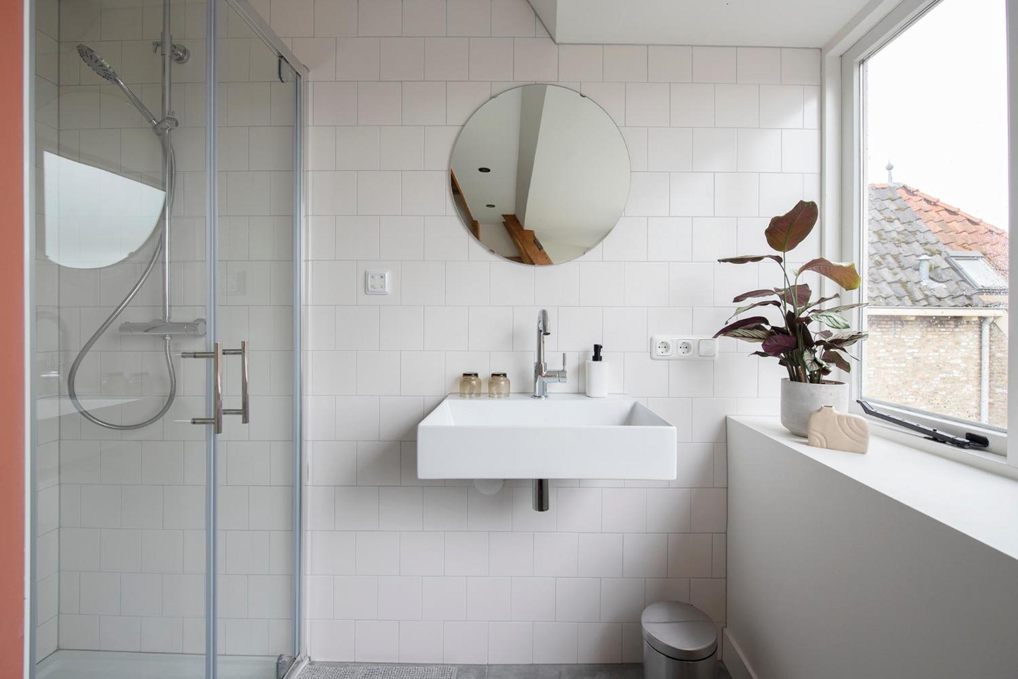 Two-Bedroom Apartment - Photo 19