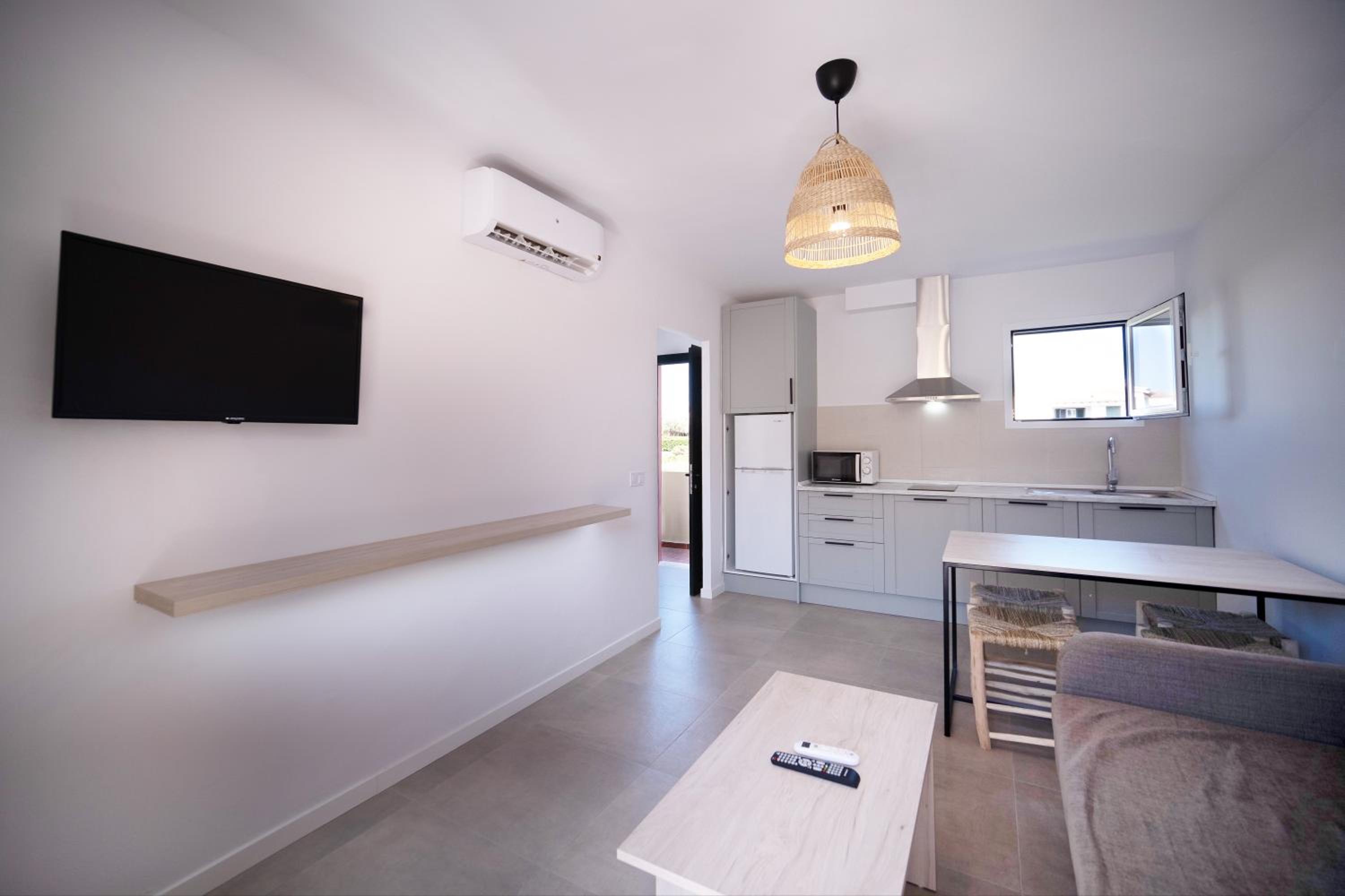 Superior Apartment - Photo 2