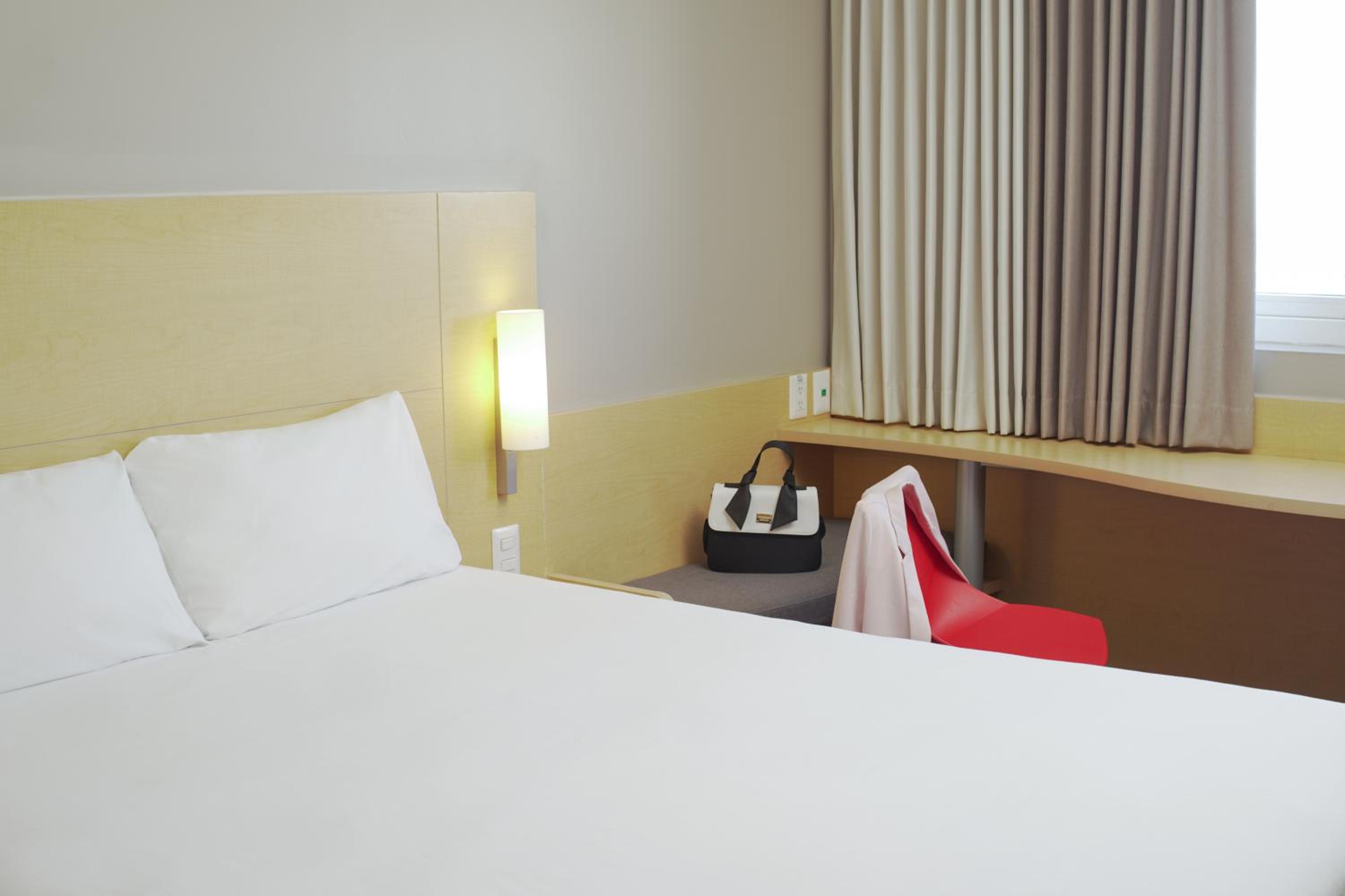 Double Room - Photo 7