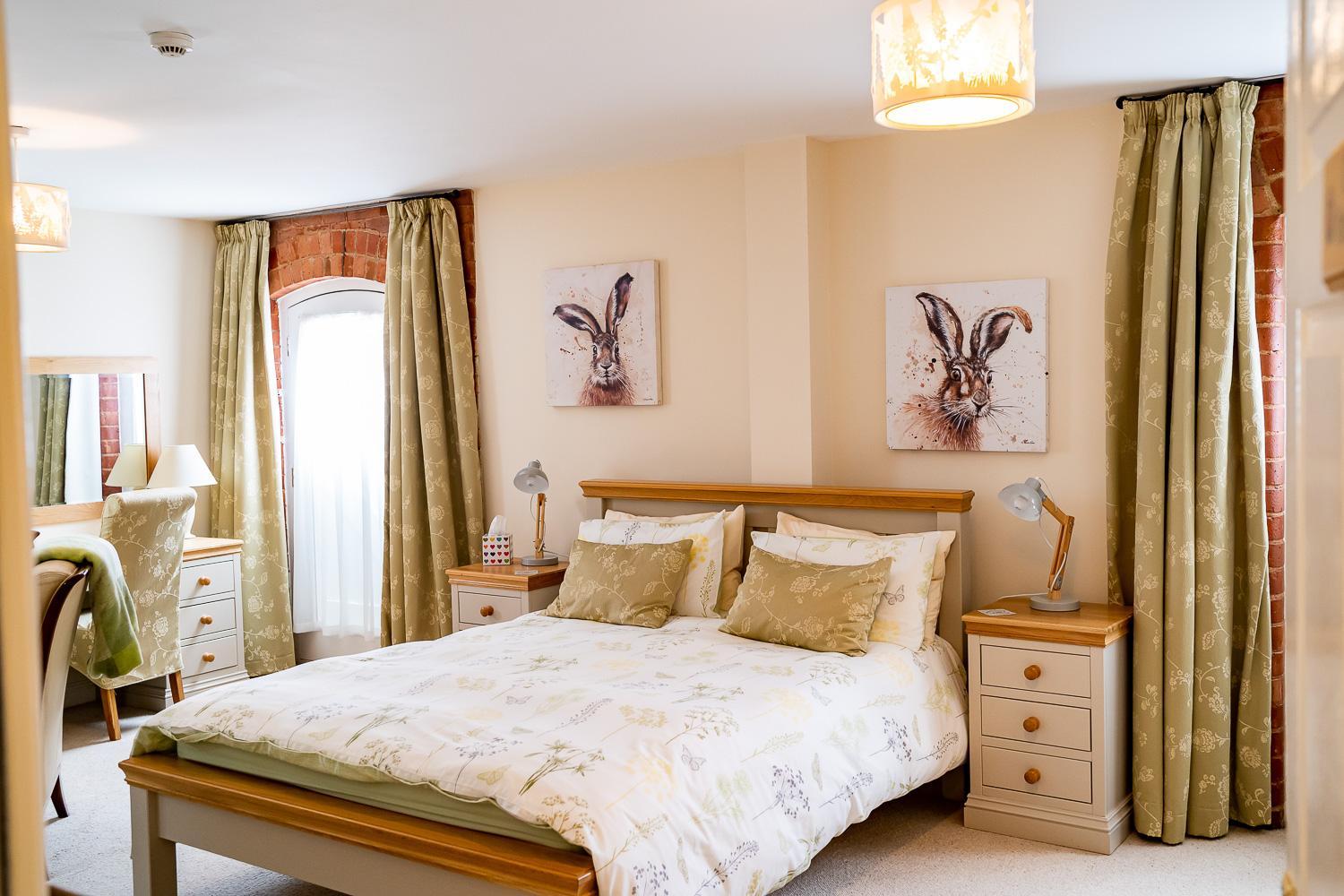 Superior Suite - Photo 12