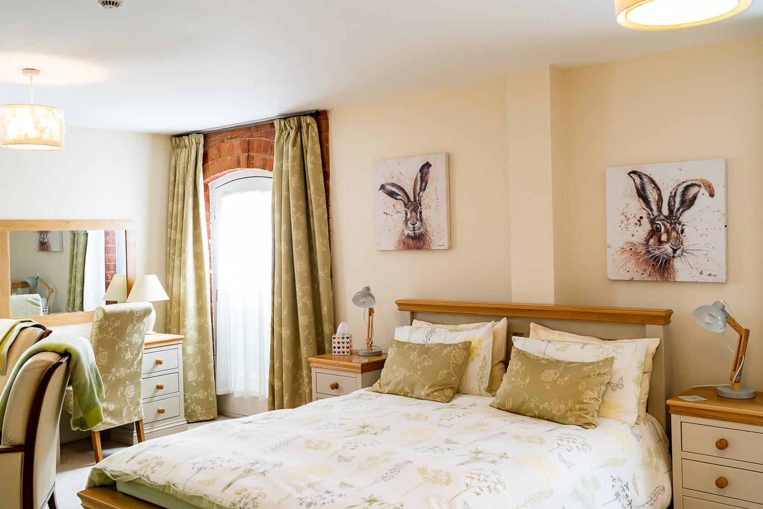 Superior Suite - Photo 27