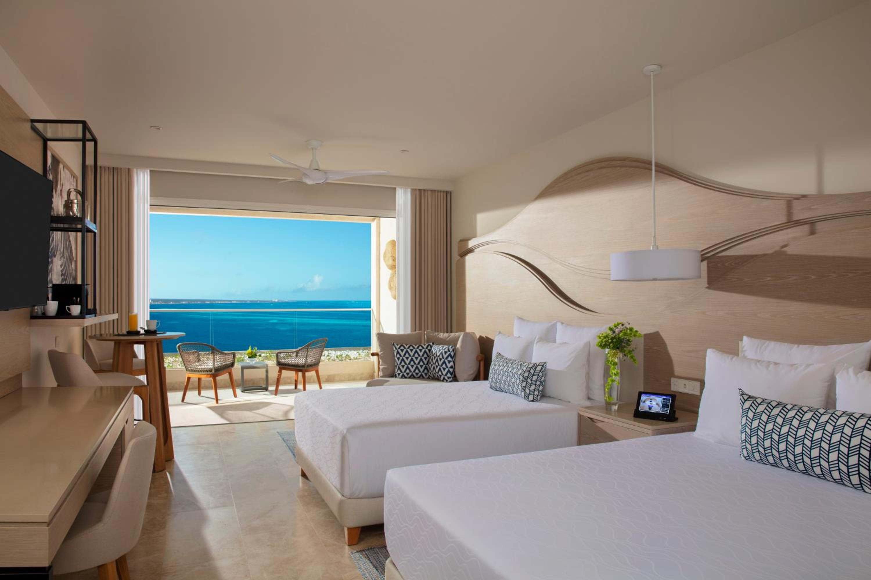 Xcelerate Junior Suite Live Big Ocean Front Double - Photo 1