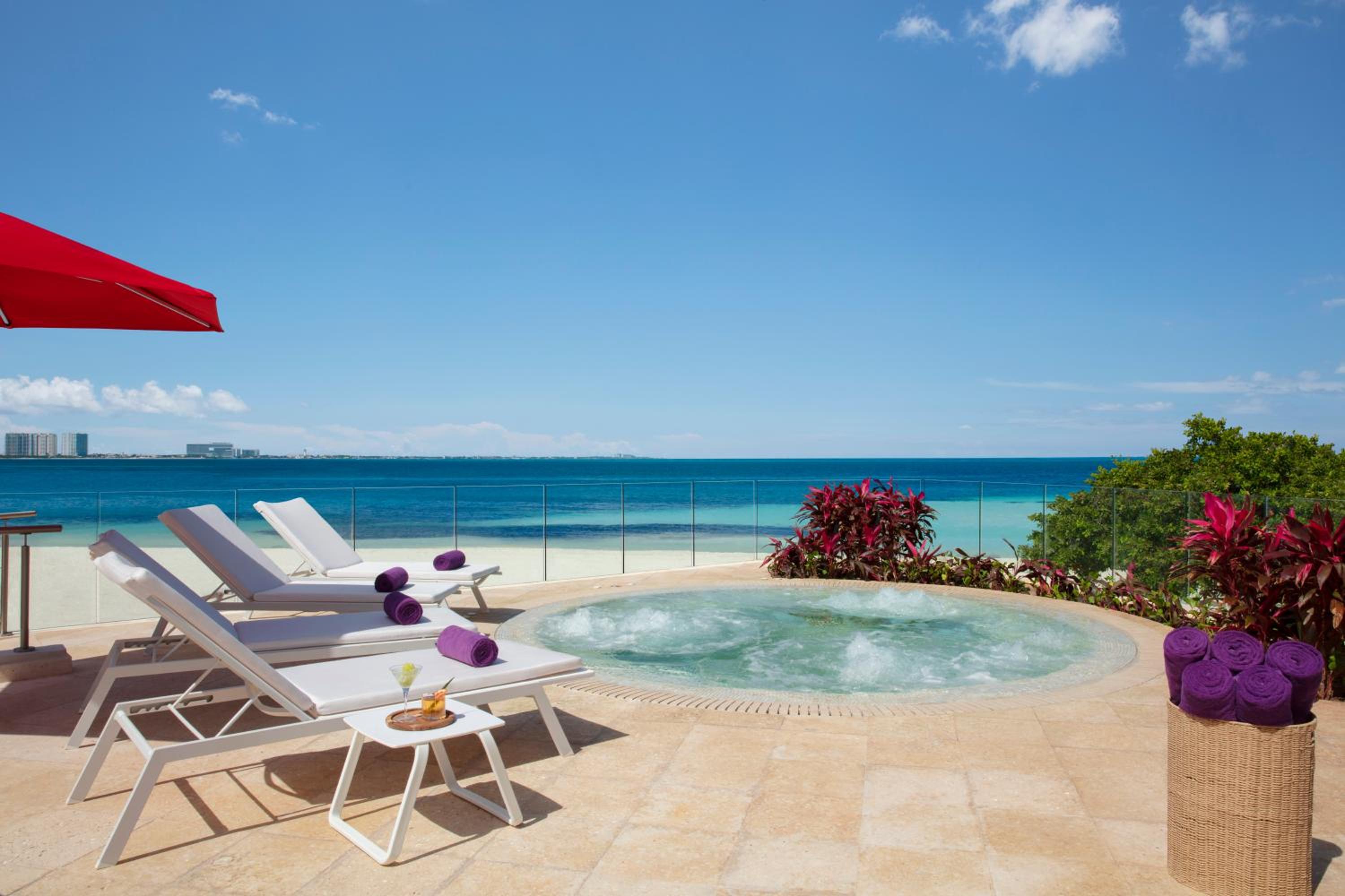 Xcelerate Junior Suite Ocean Front Double - Photo 19