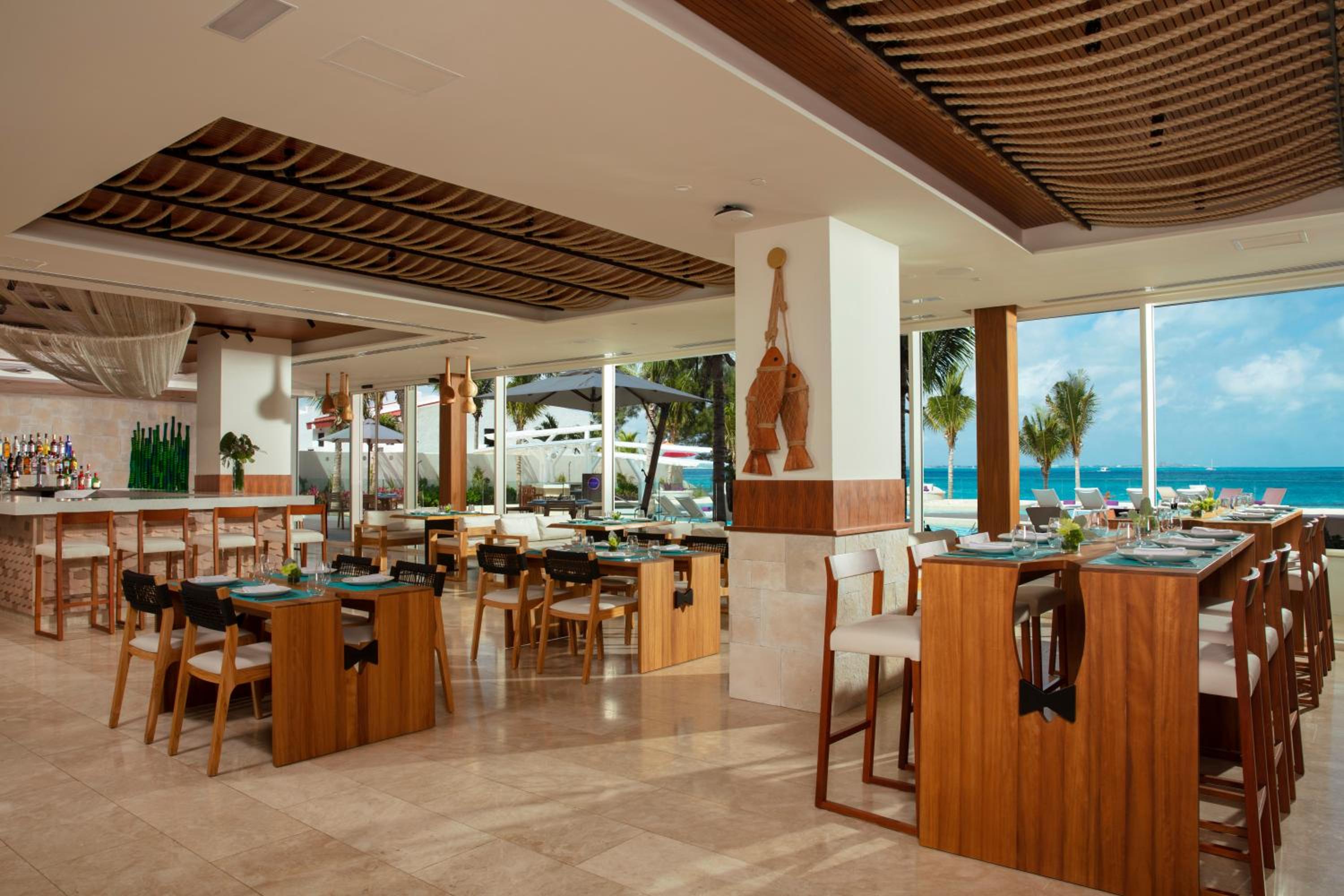 Xcelerate Junior Suite Ocean Front Double - Photo 16