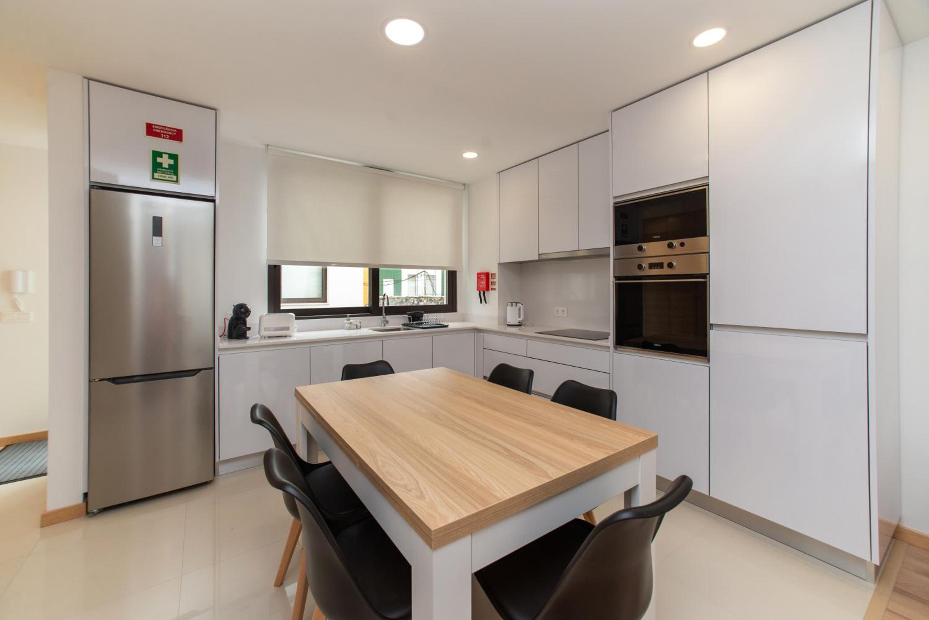 Two-Bedroom Apartment - Photo 5