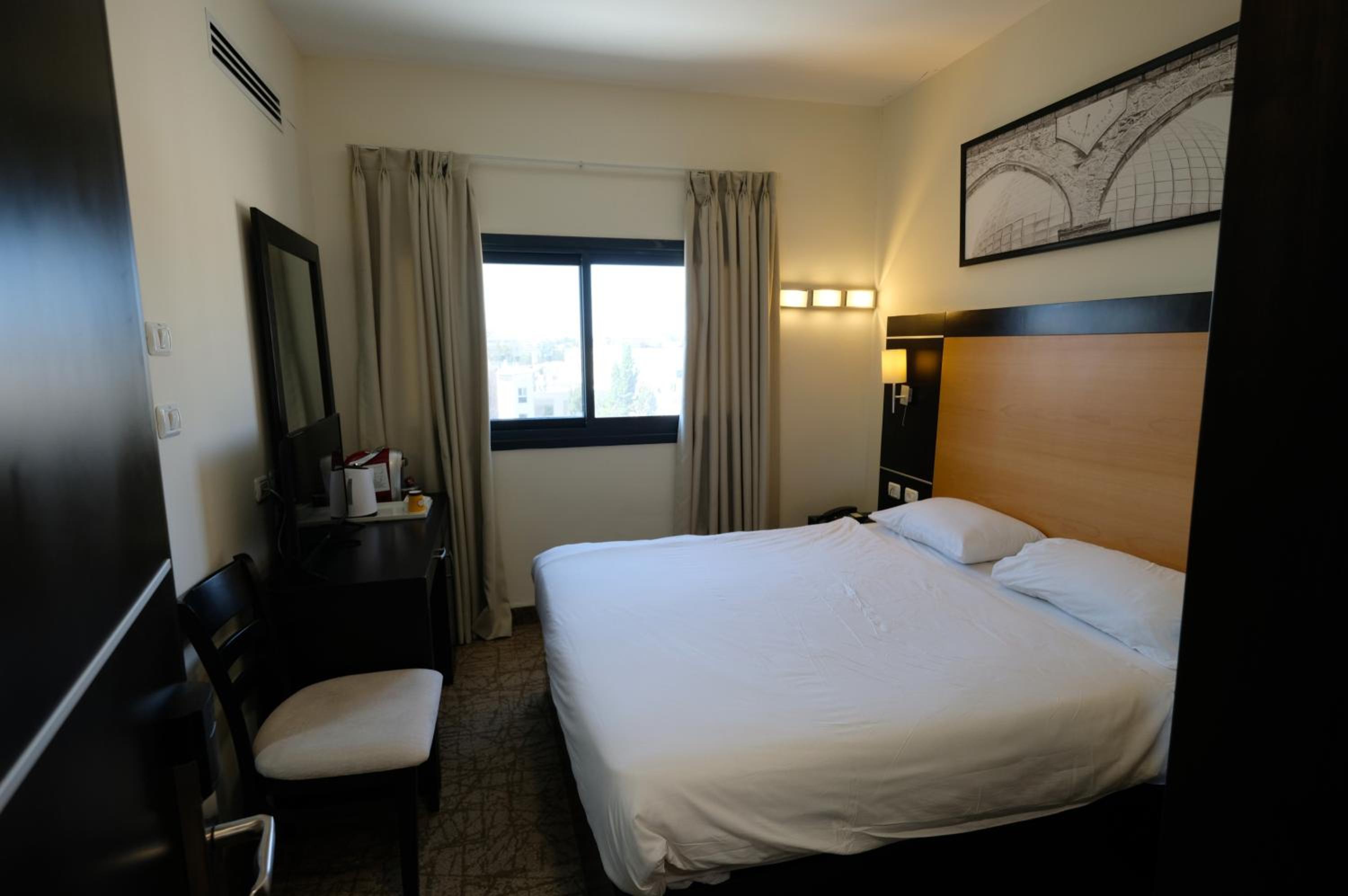Economy Double Room - Photo 1