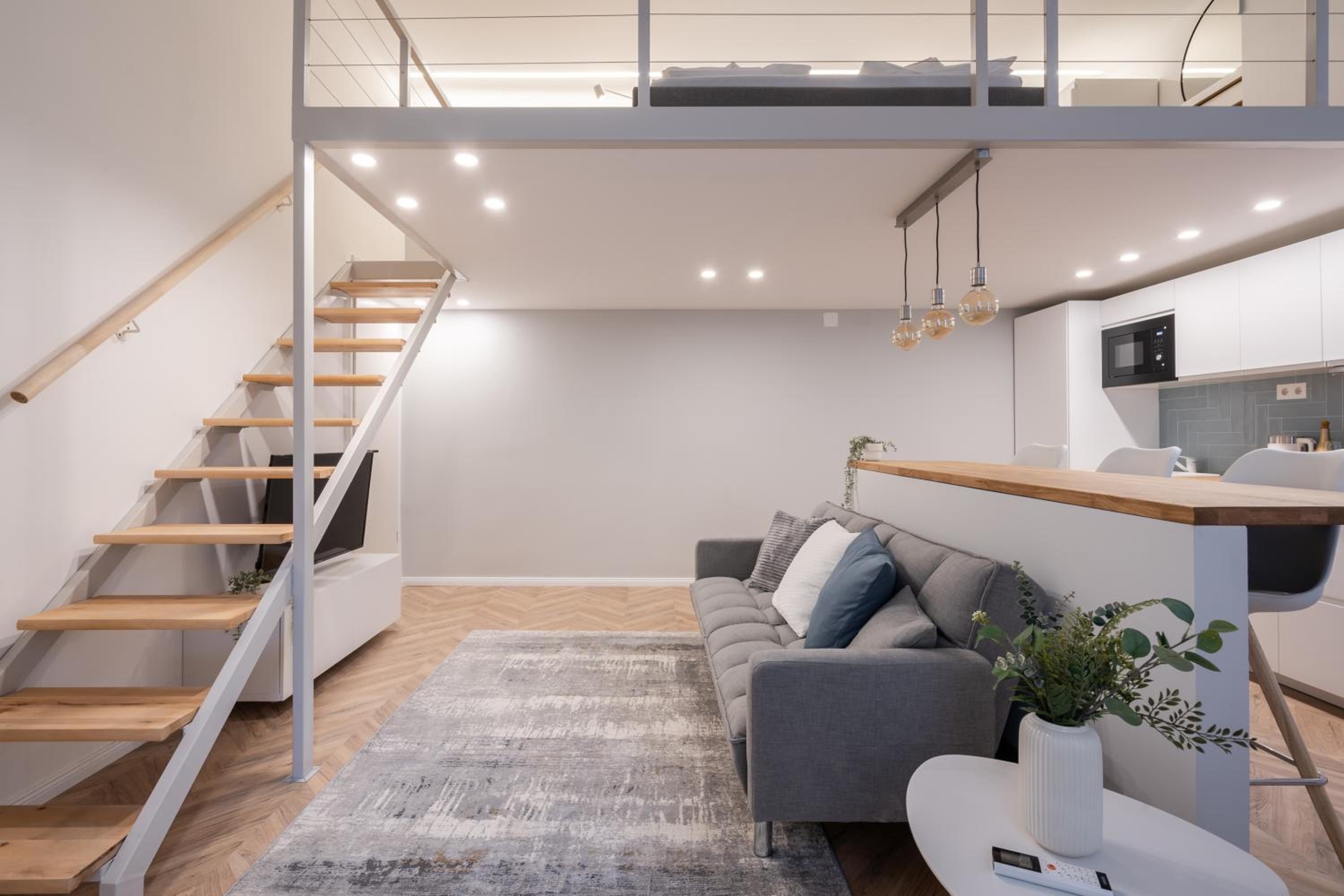 Superior Apartment with Gallery - Photo 25