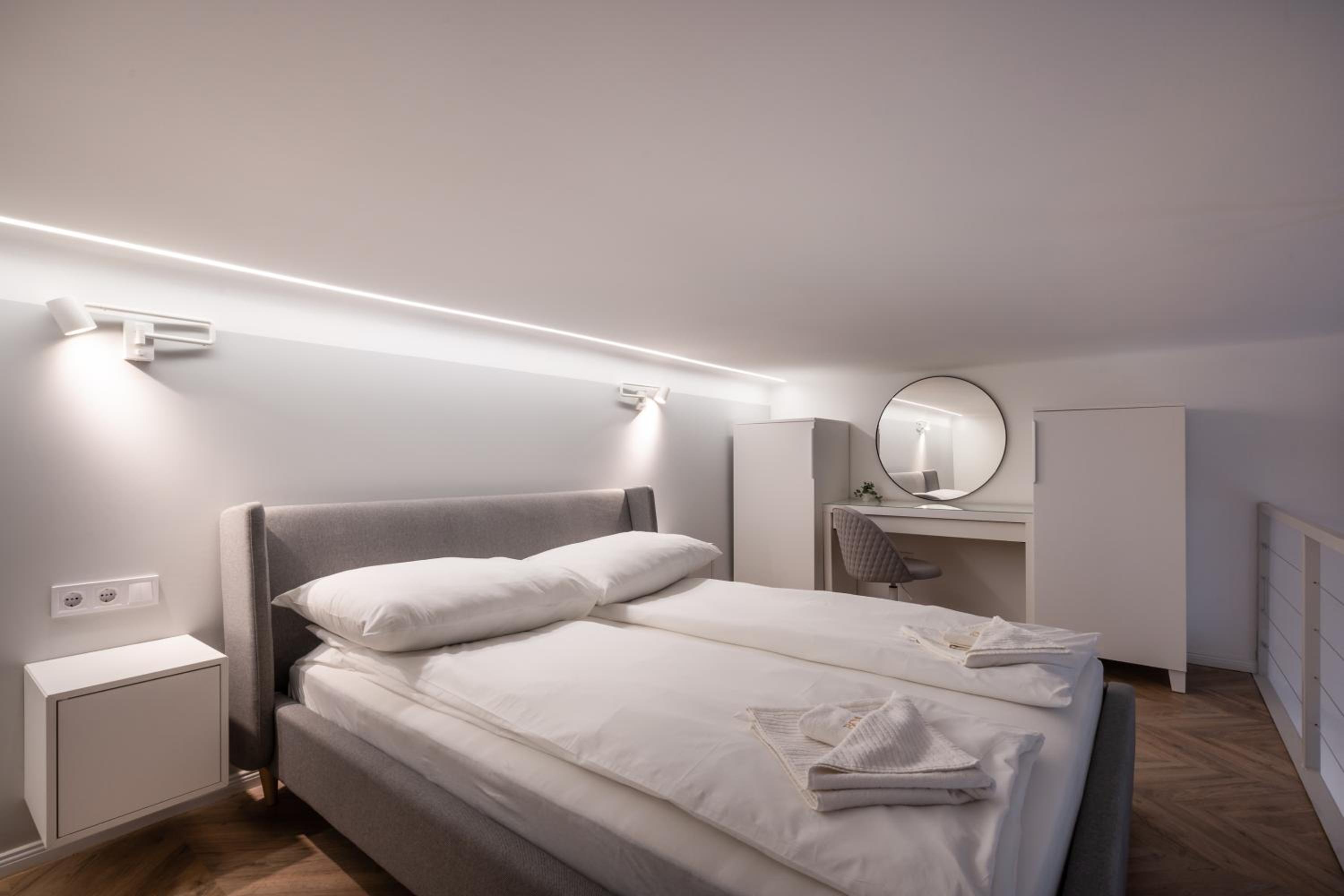 Superior Apartment with Gallery - Photo 21