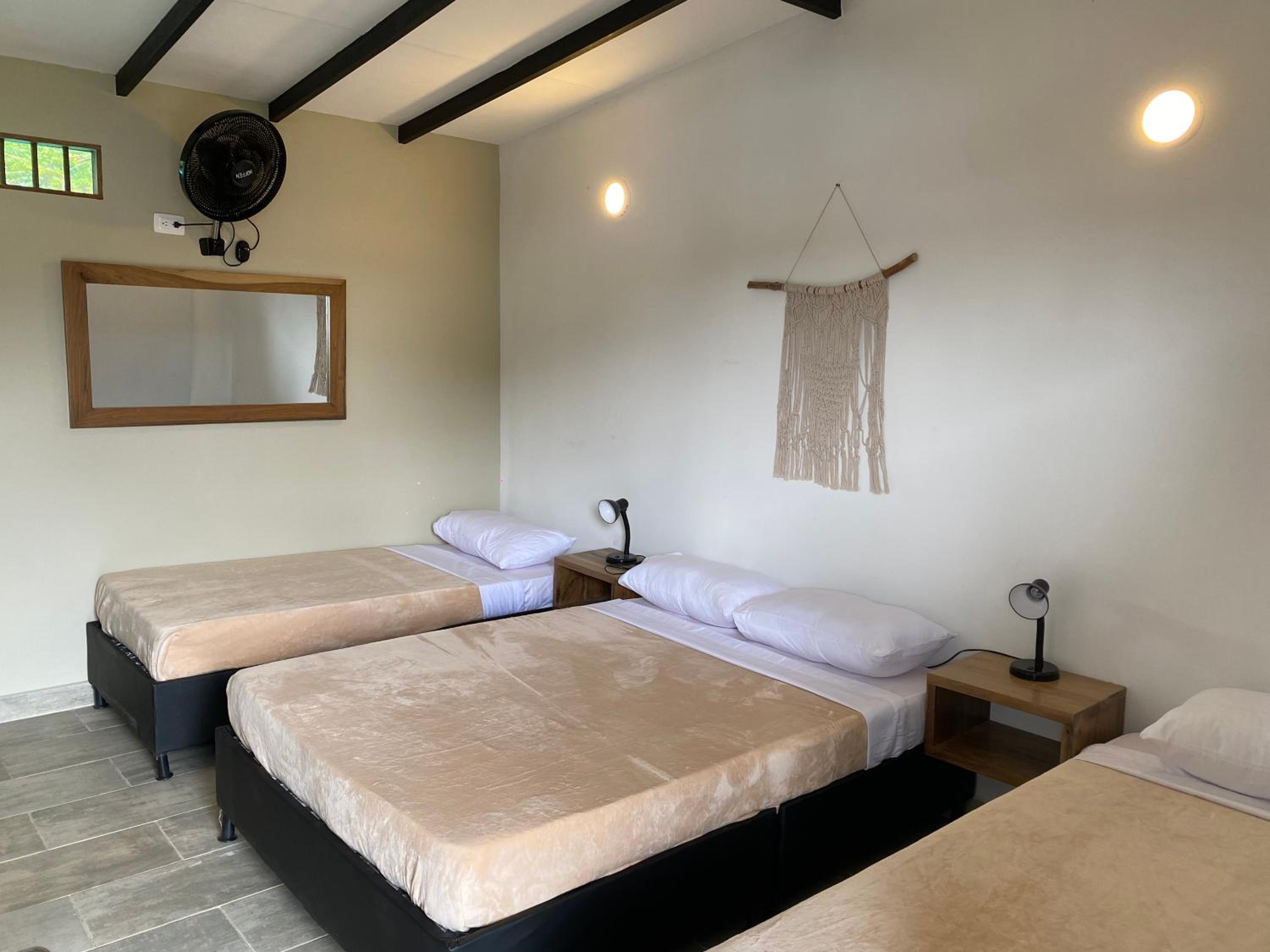 Standard Quadruple Room photo 1