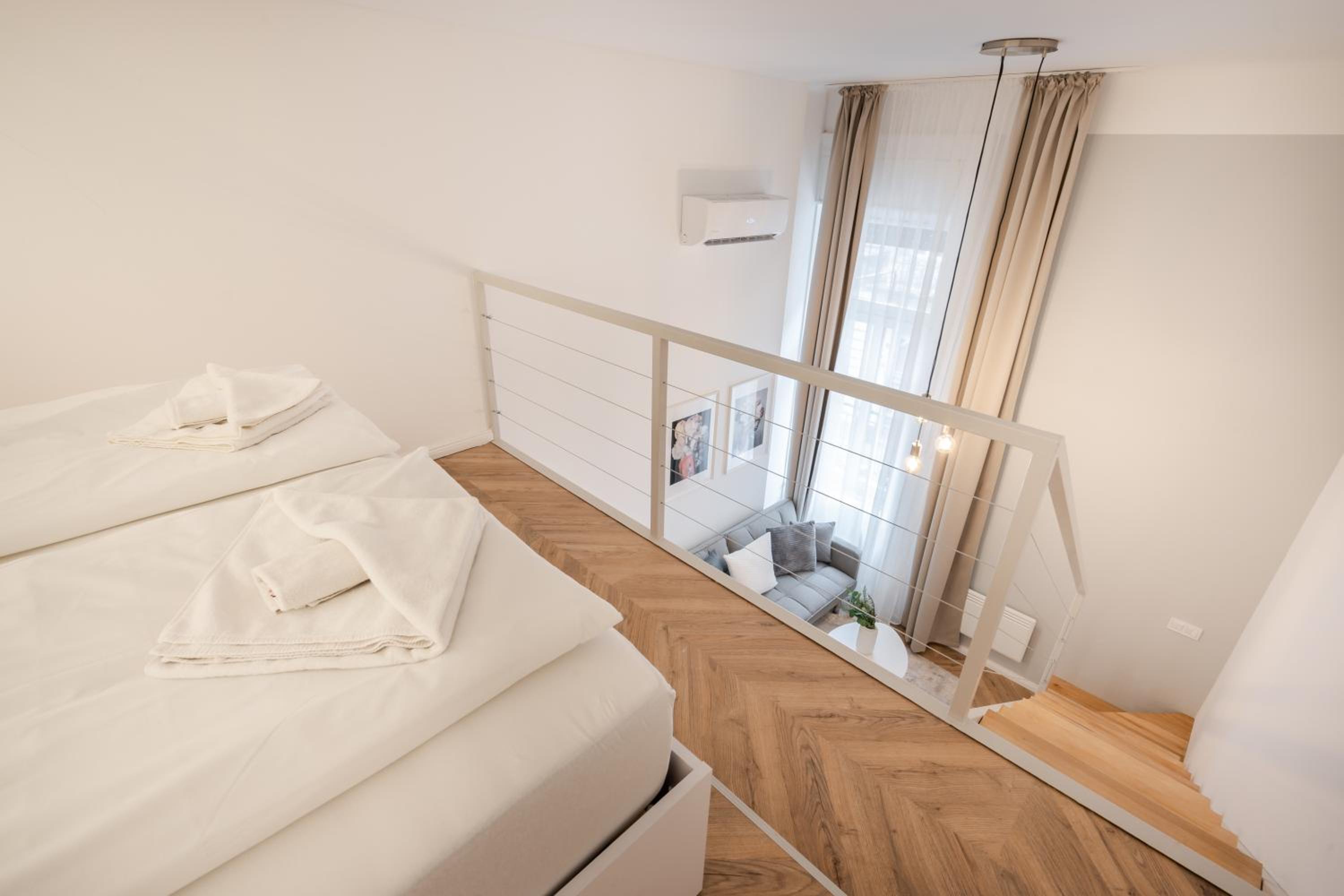Superior Apartment with Gallery - Photo 34