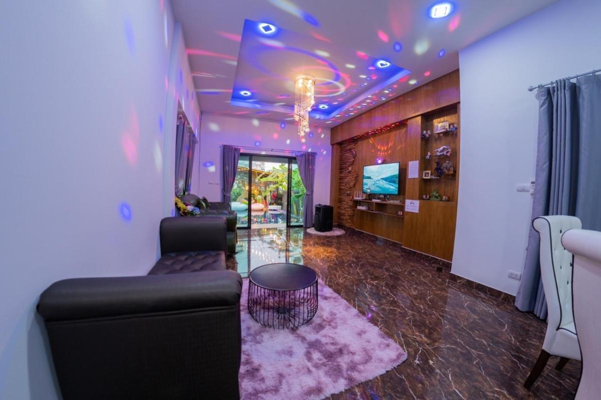 Three-Bedroom Villa photo 1