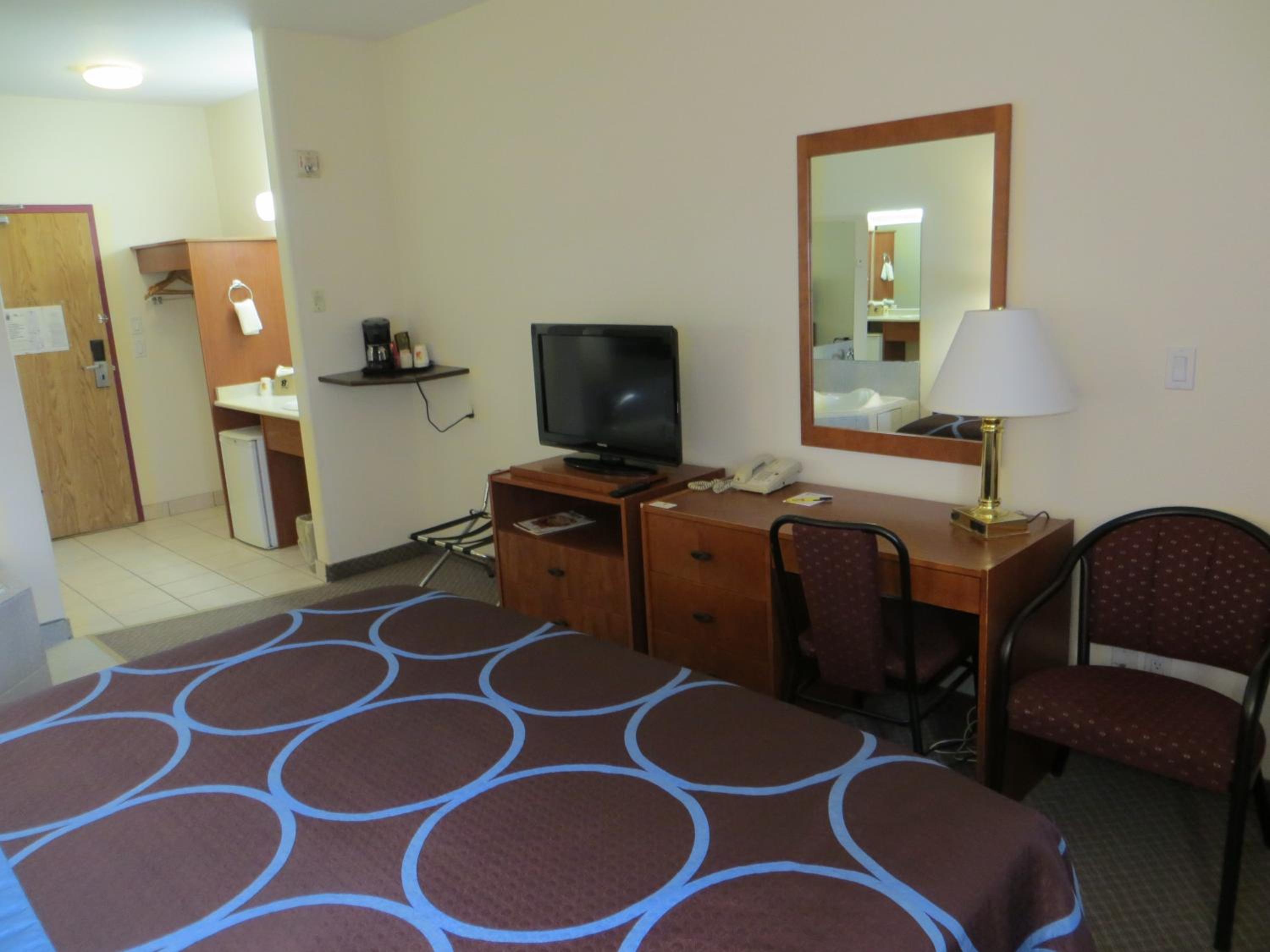 King Room - Disability Access - Non-Smoking photo 3