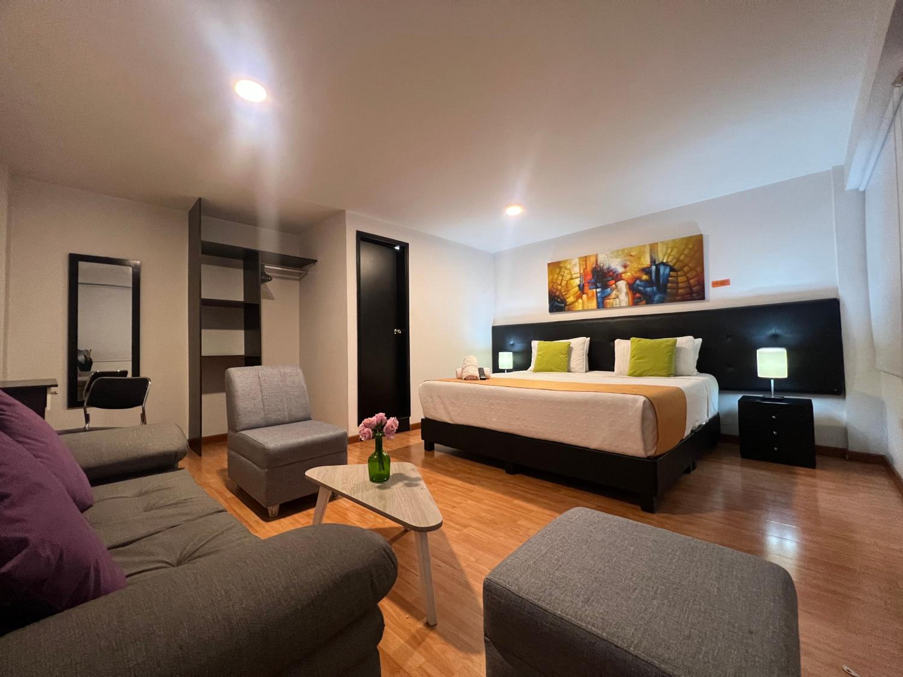 Double Room with Private Bathroom photo 3