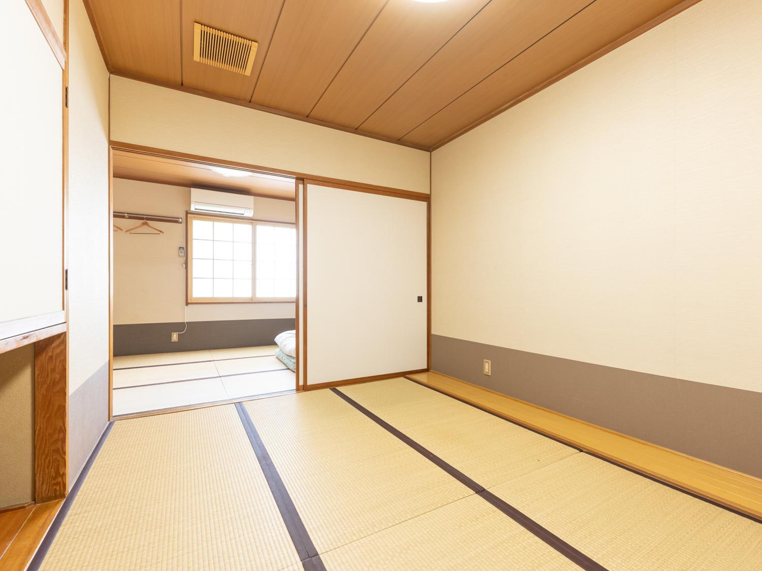 Japanese-Style Quadruple Room - Photo 3