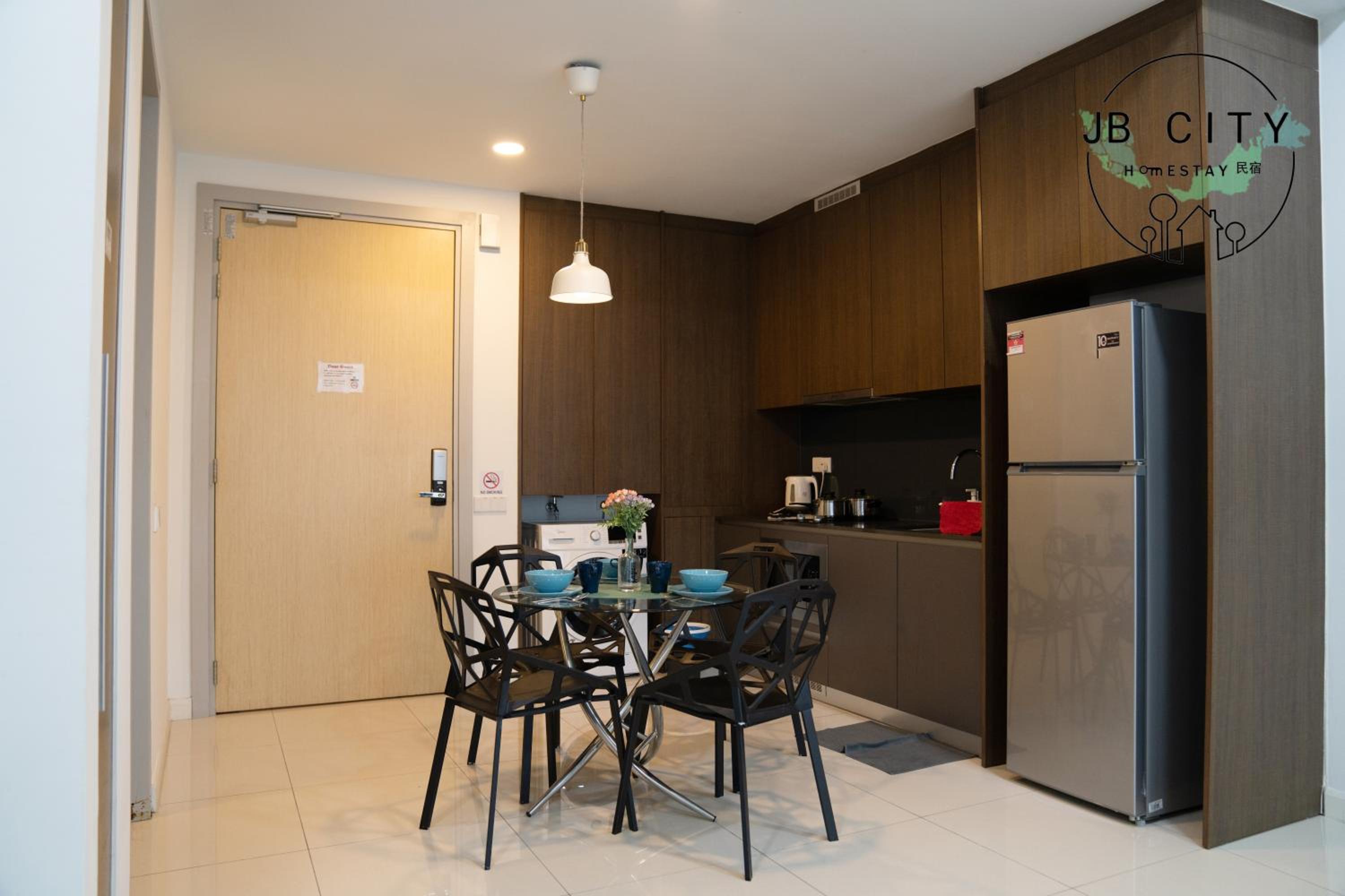 Apartment - Photo 1