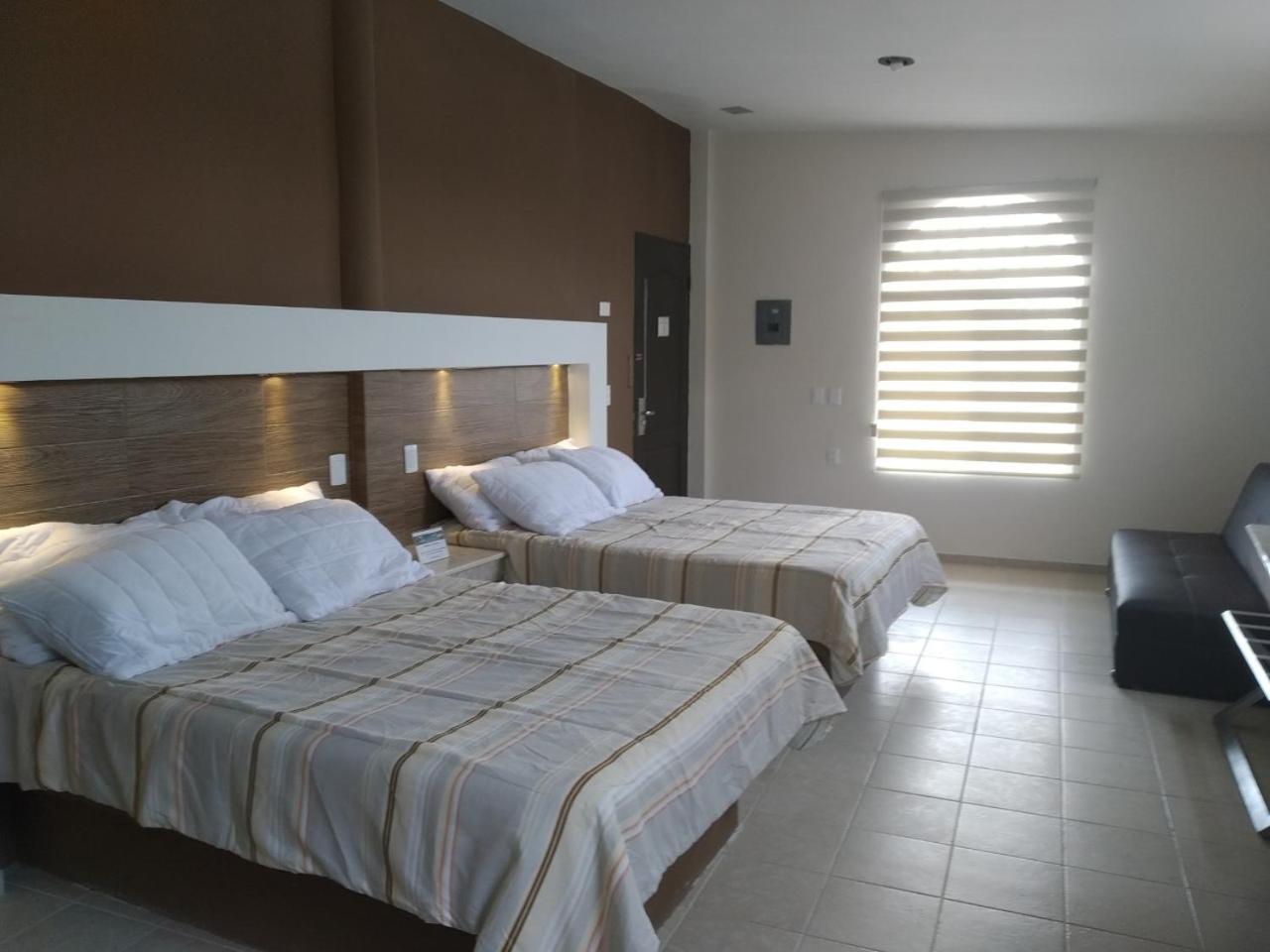 Deluxe Twin Room - Photo 3
