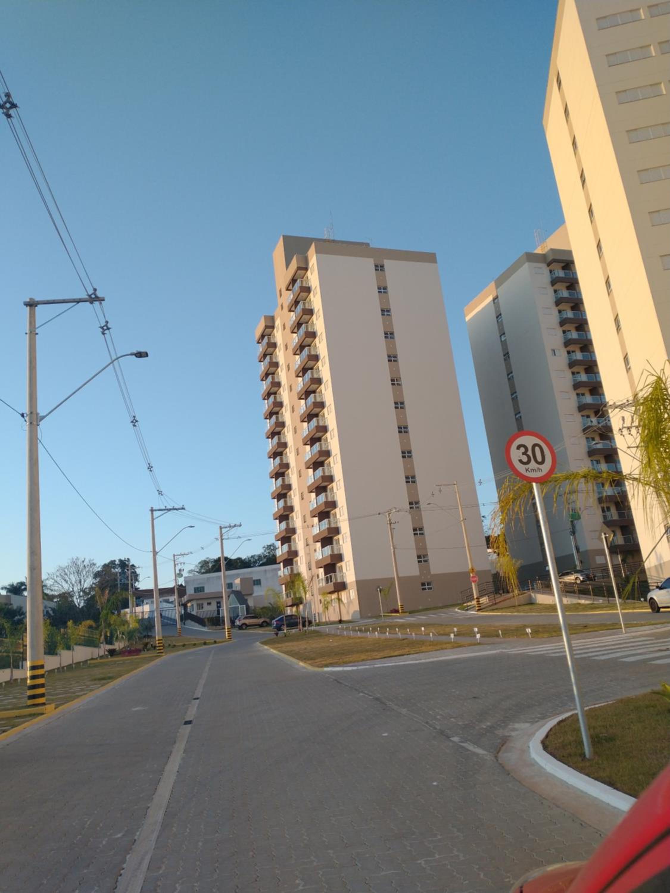 Apartment with Mountain View - Photo 11
