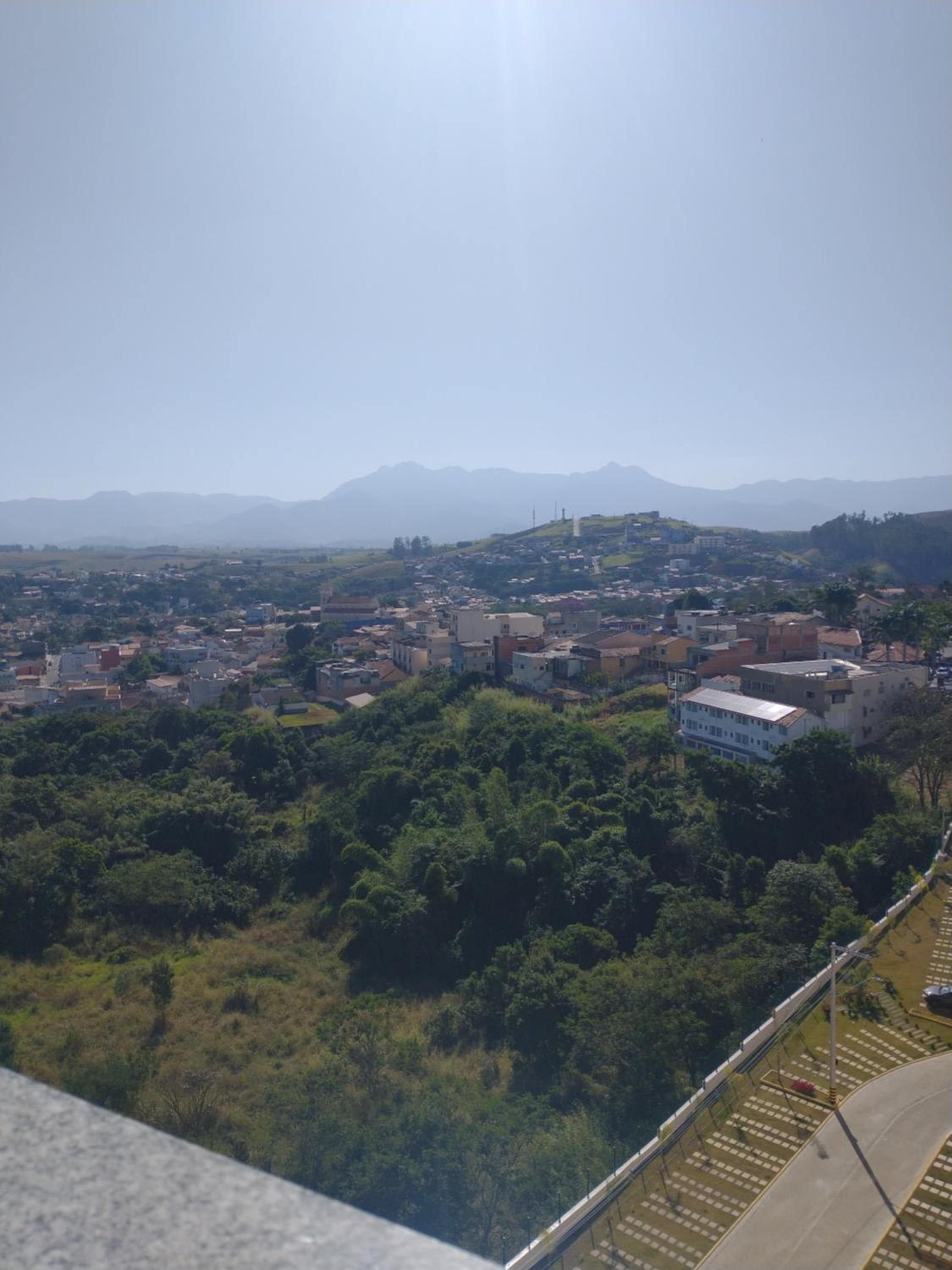 Apartment with Mountain View - Photo 10