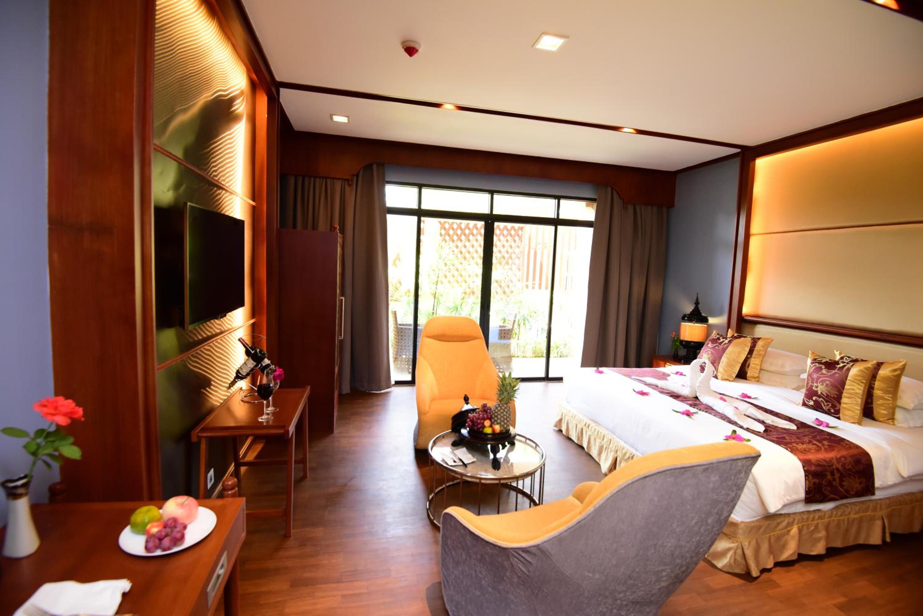 Grand Deluxe Double or Twin Room photo 2