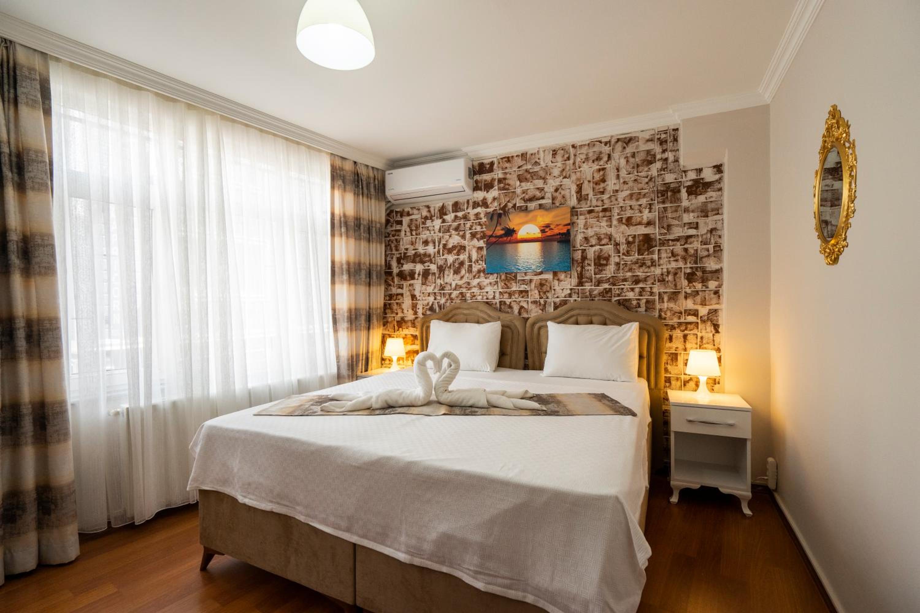 Villa photo 2