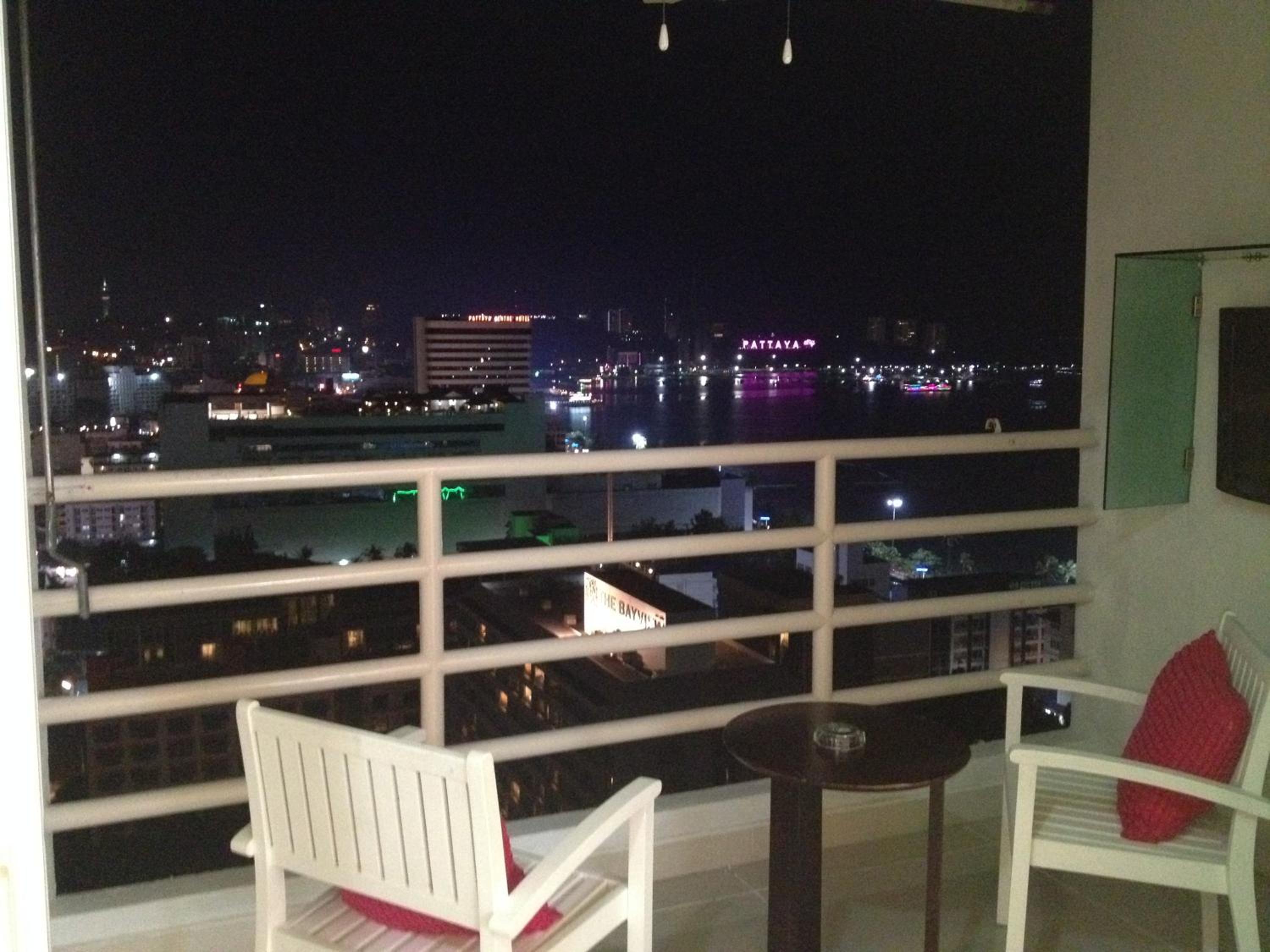 King Room with Sea View - Photo 33