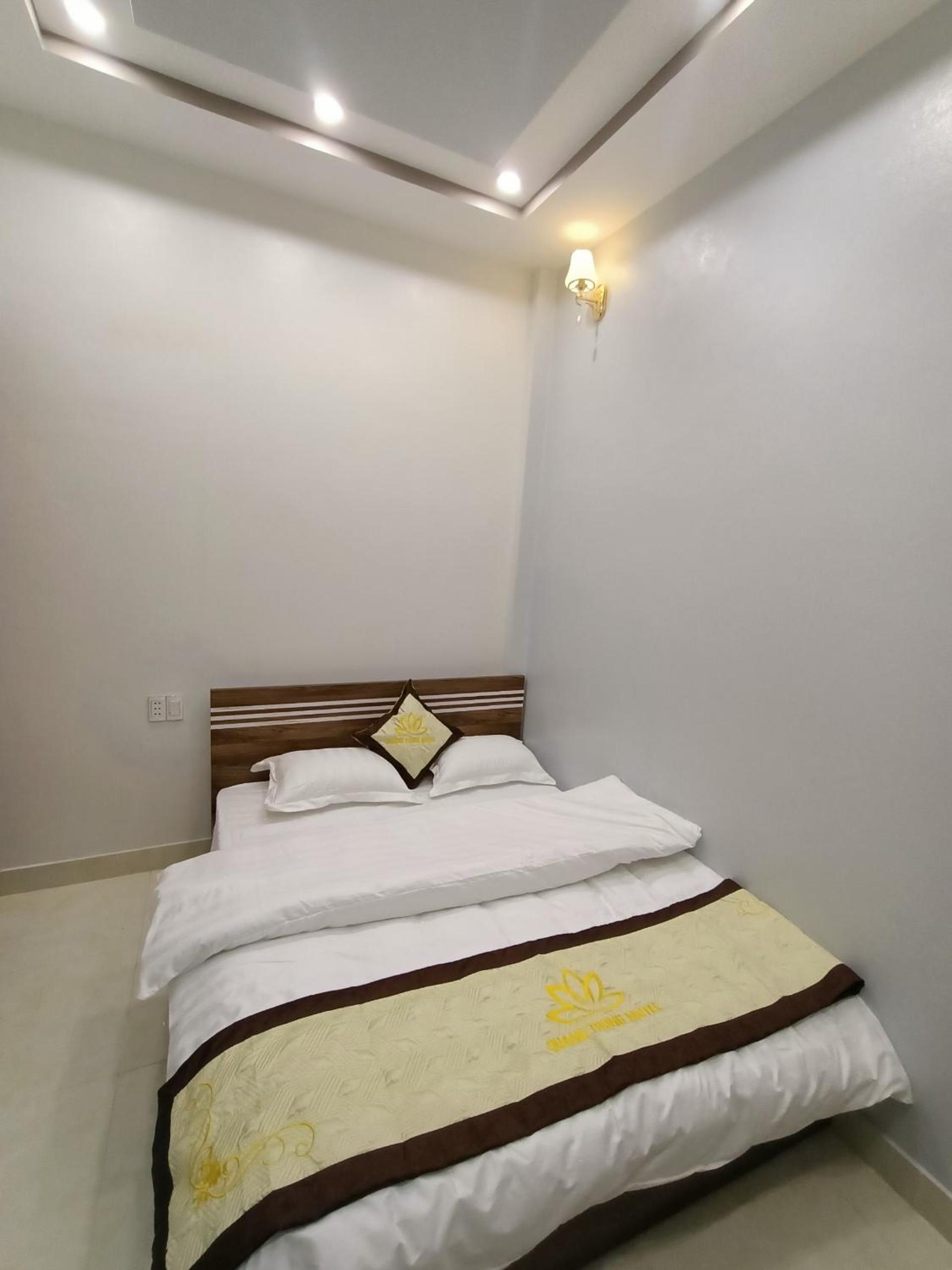 Double Room - Photo 7
