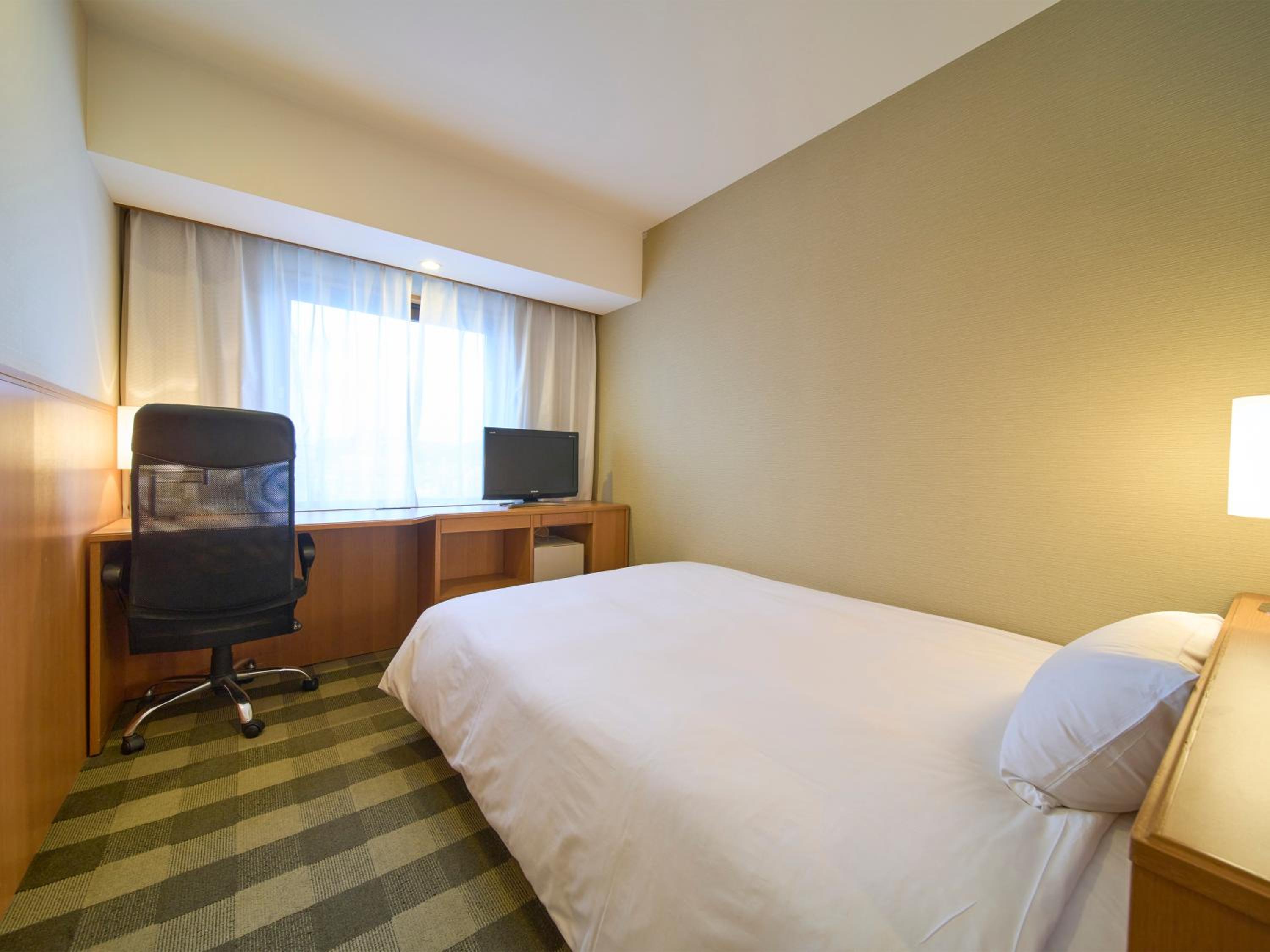 Double Room with Small Double Bed - Non Smoking - Photo 1