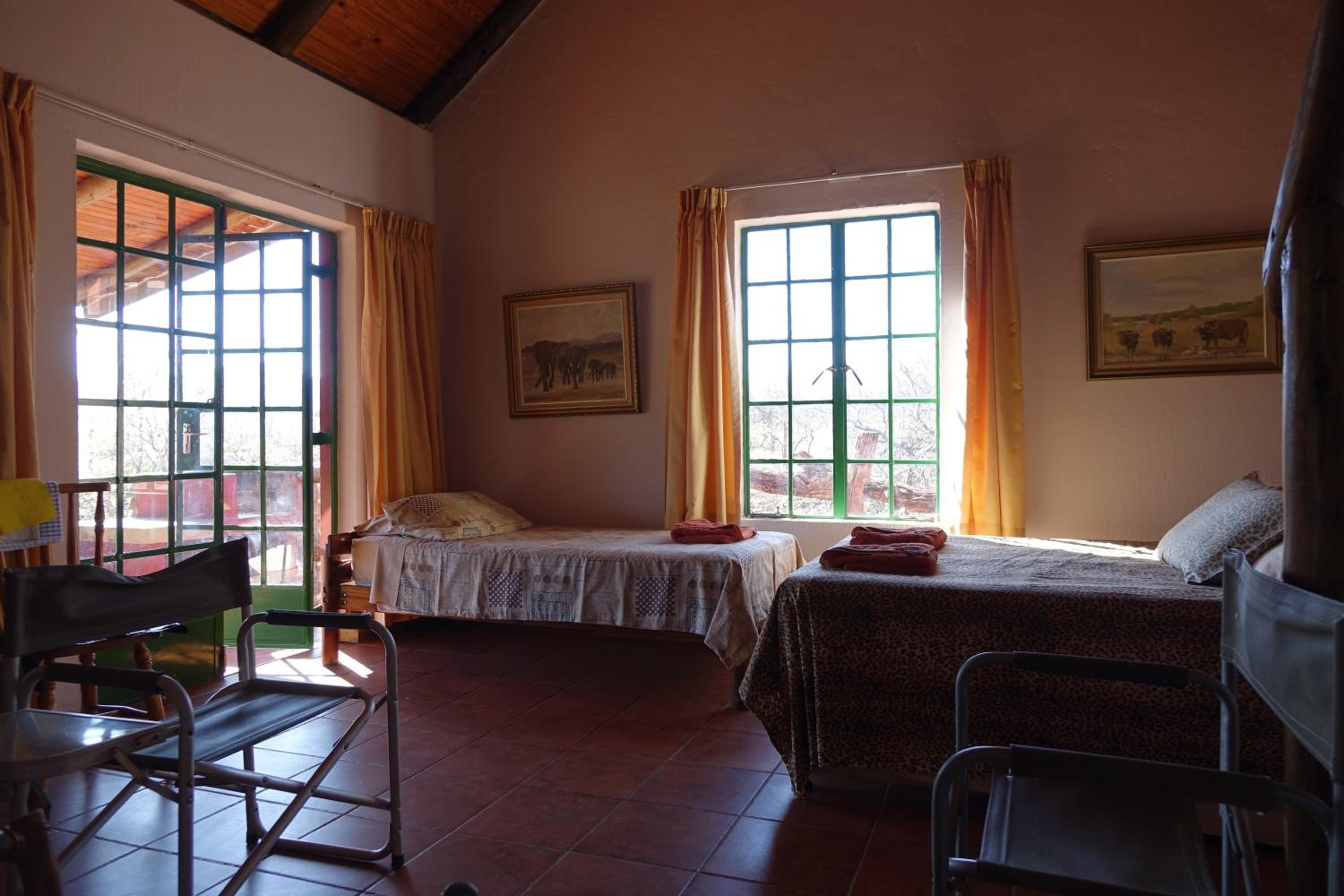 Chalet (6 Adults) photo 1