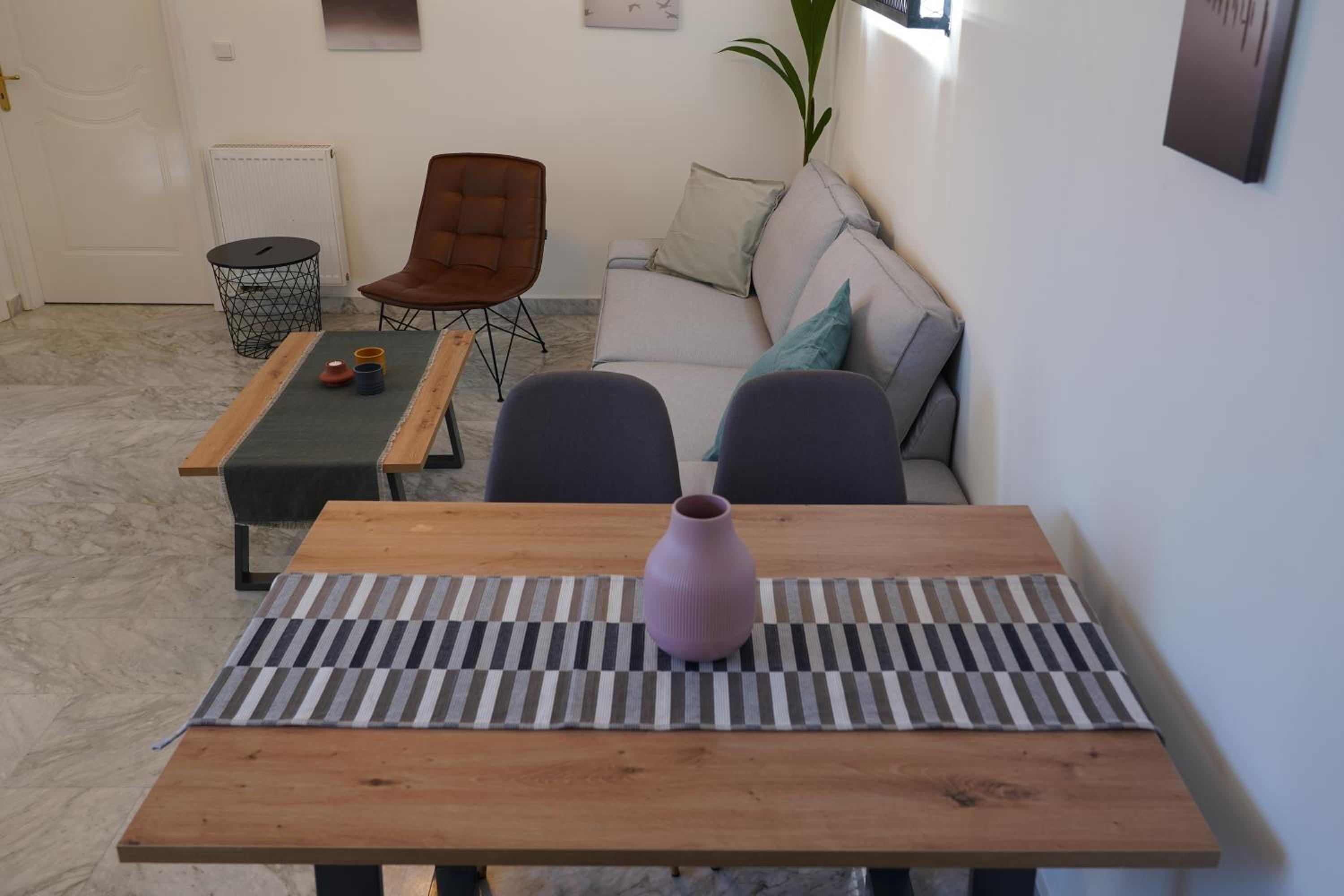 One-Bedroom Apartment - Photo 26