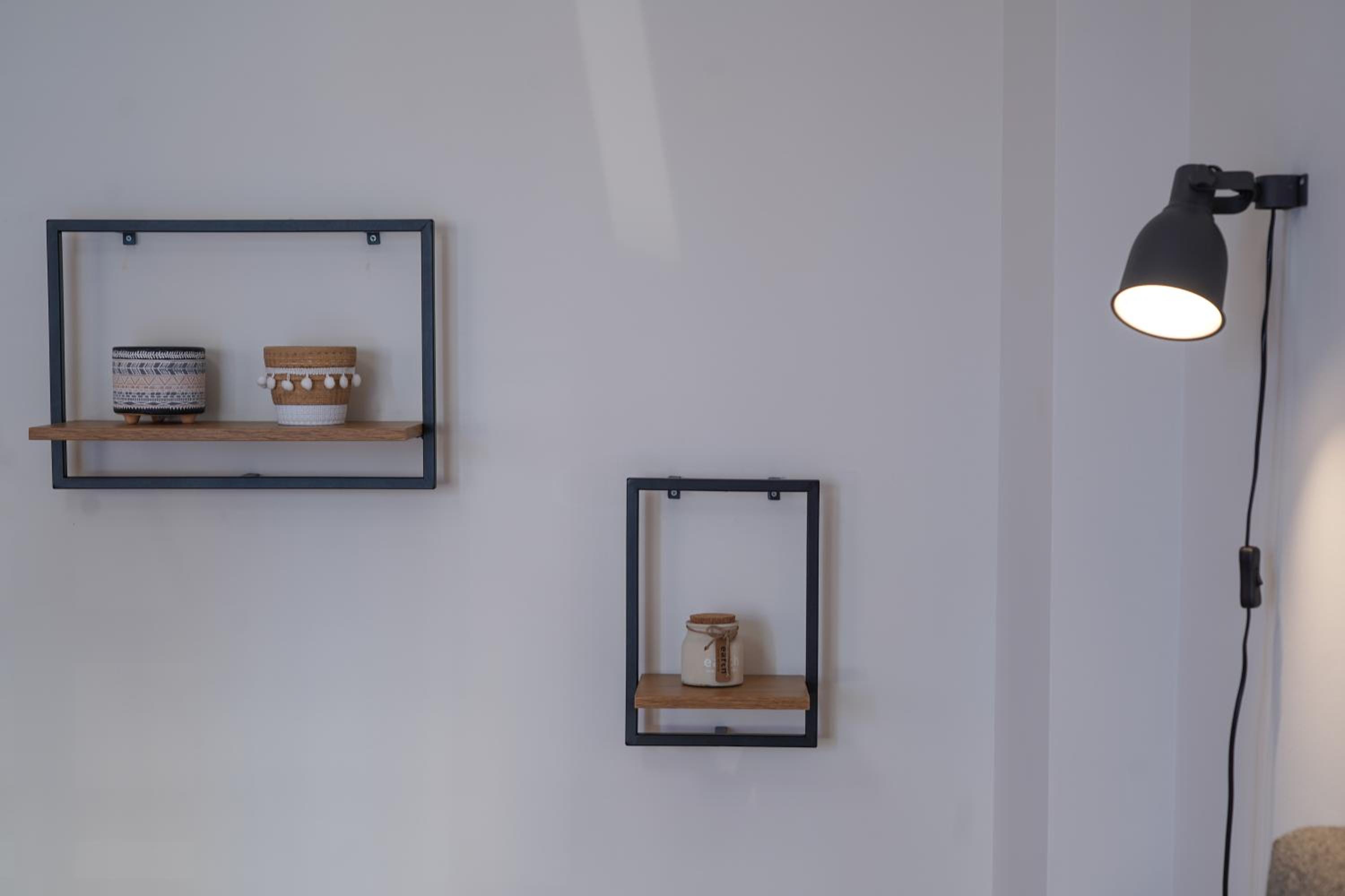 One-Bedroom Apartment - Photo 12