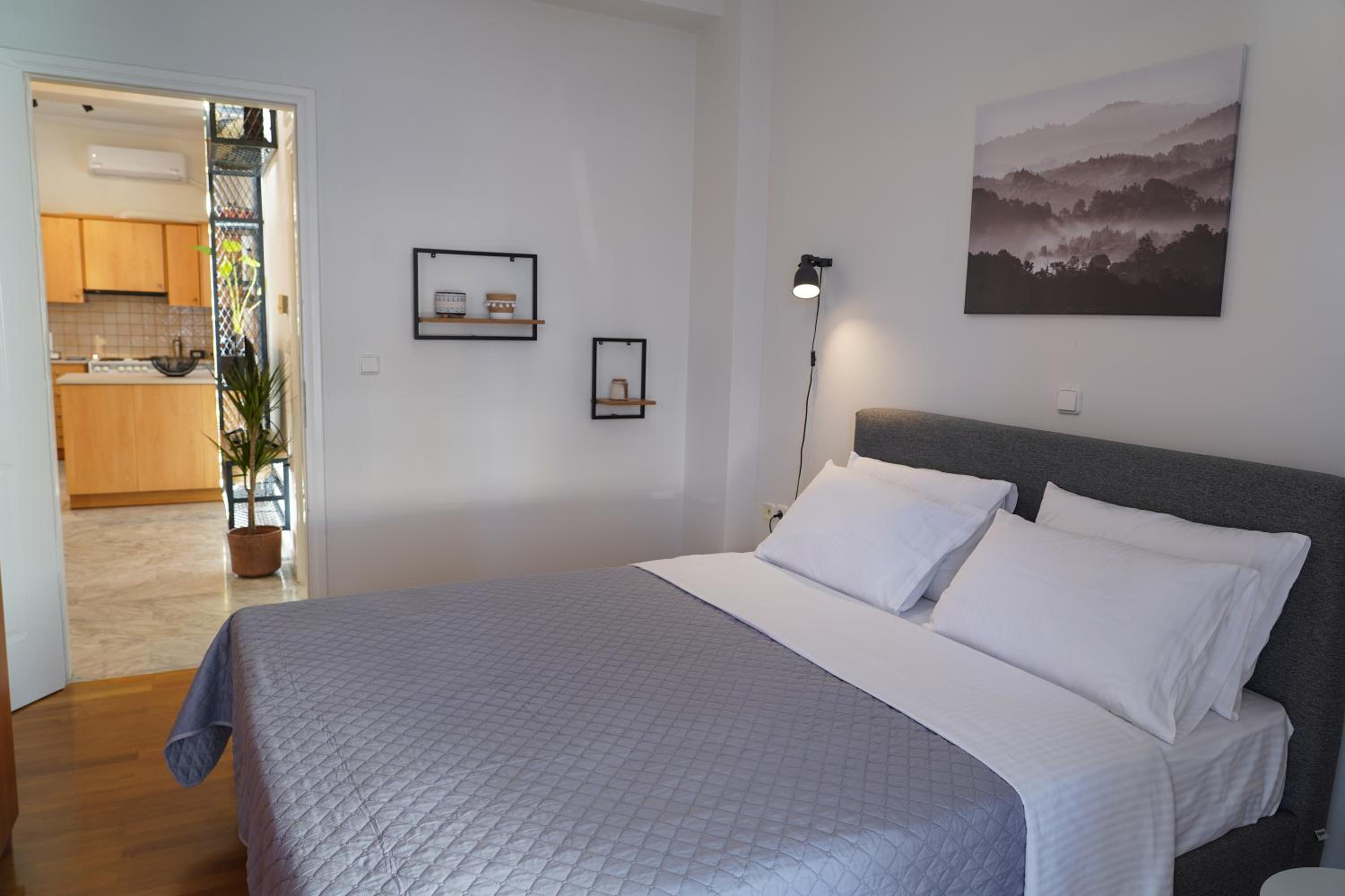 One-Bedroom Apartment - Photo 10