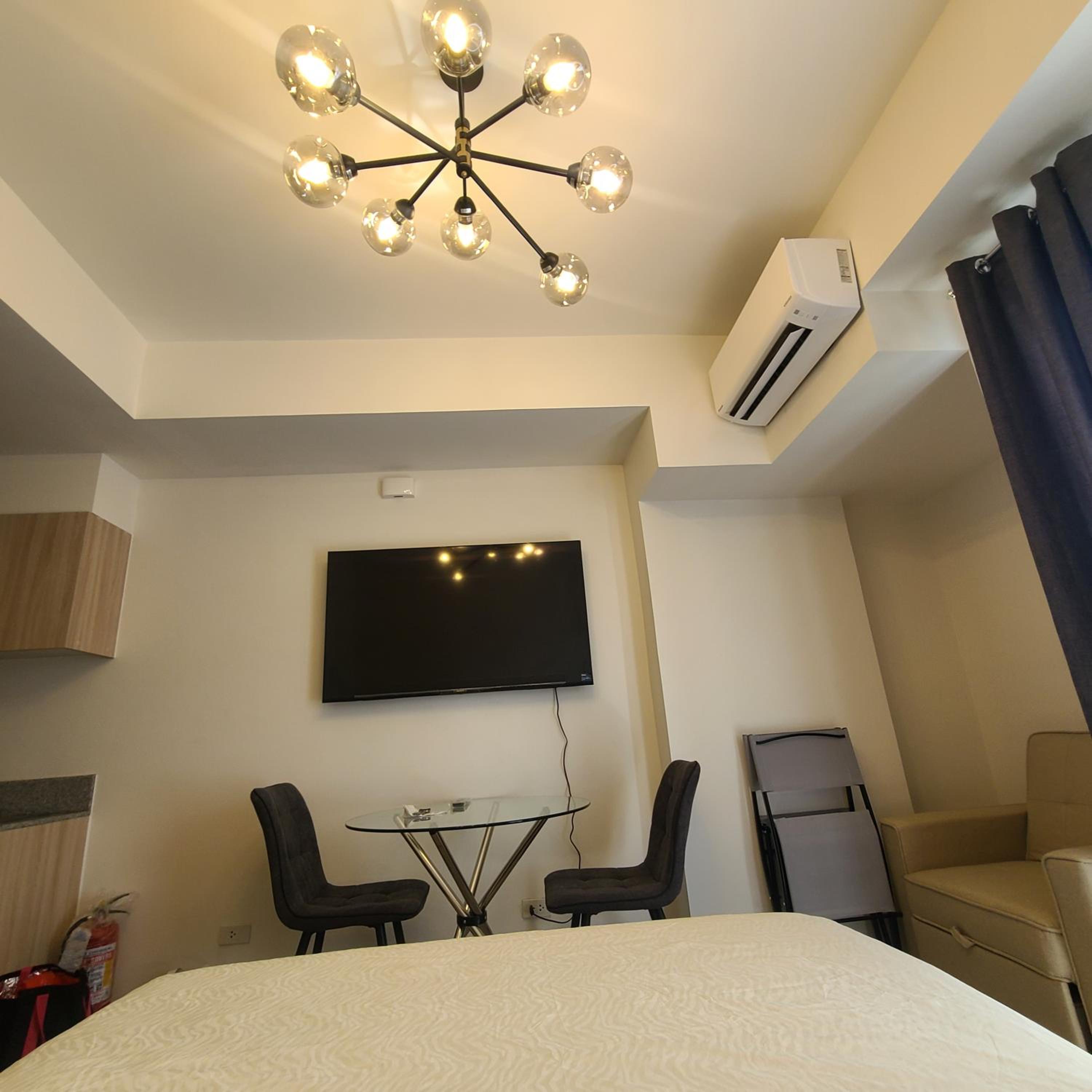 Studio Apartment photo 3