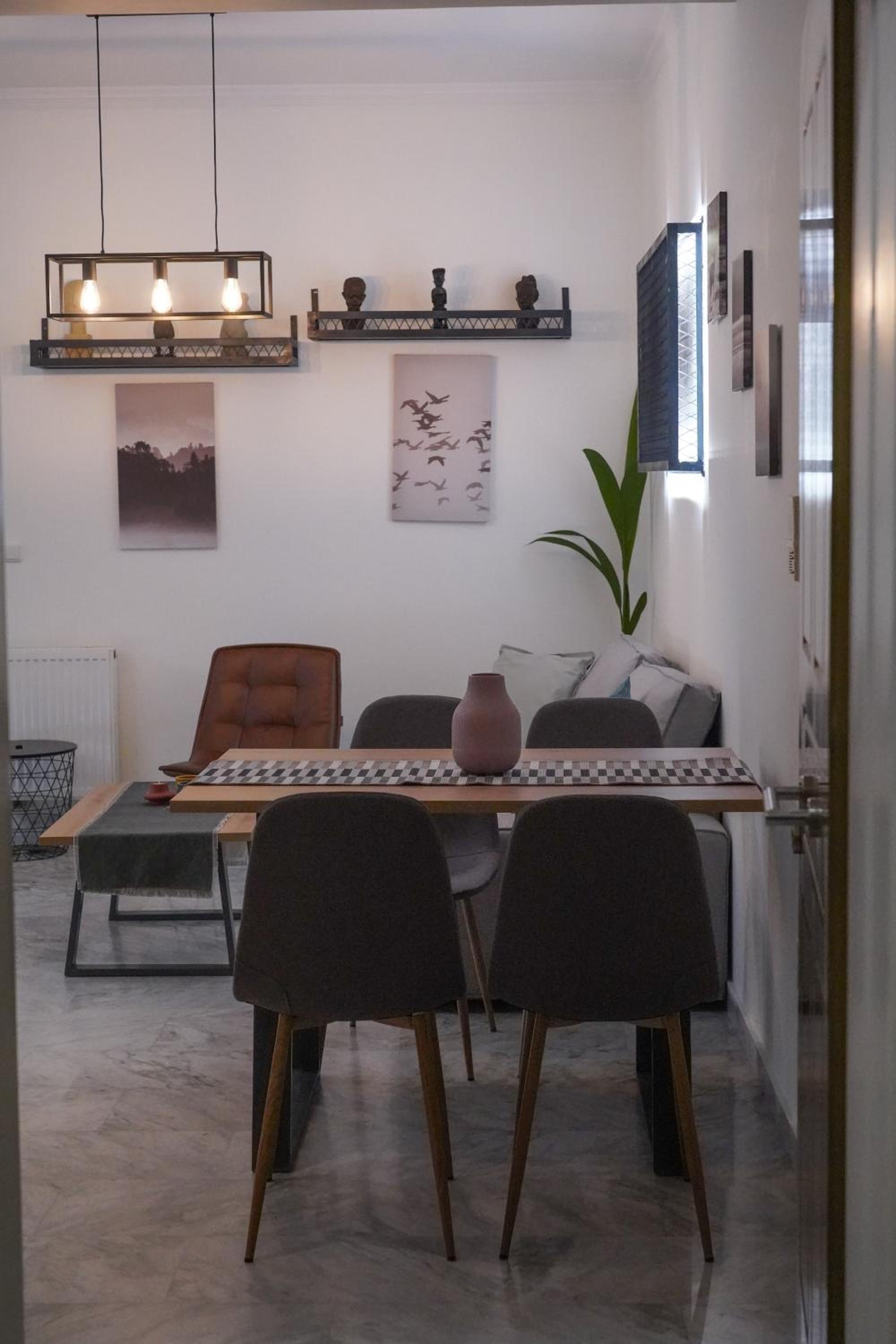 One-Bedroom Apartment - Photo 41